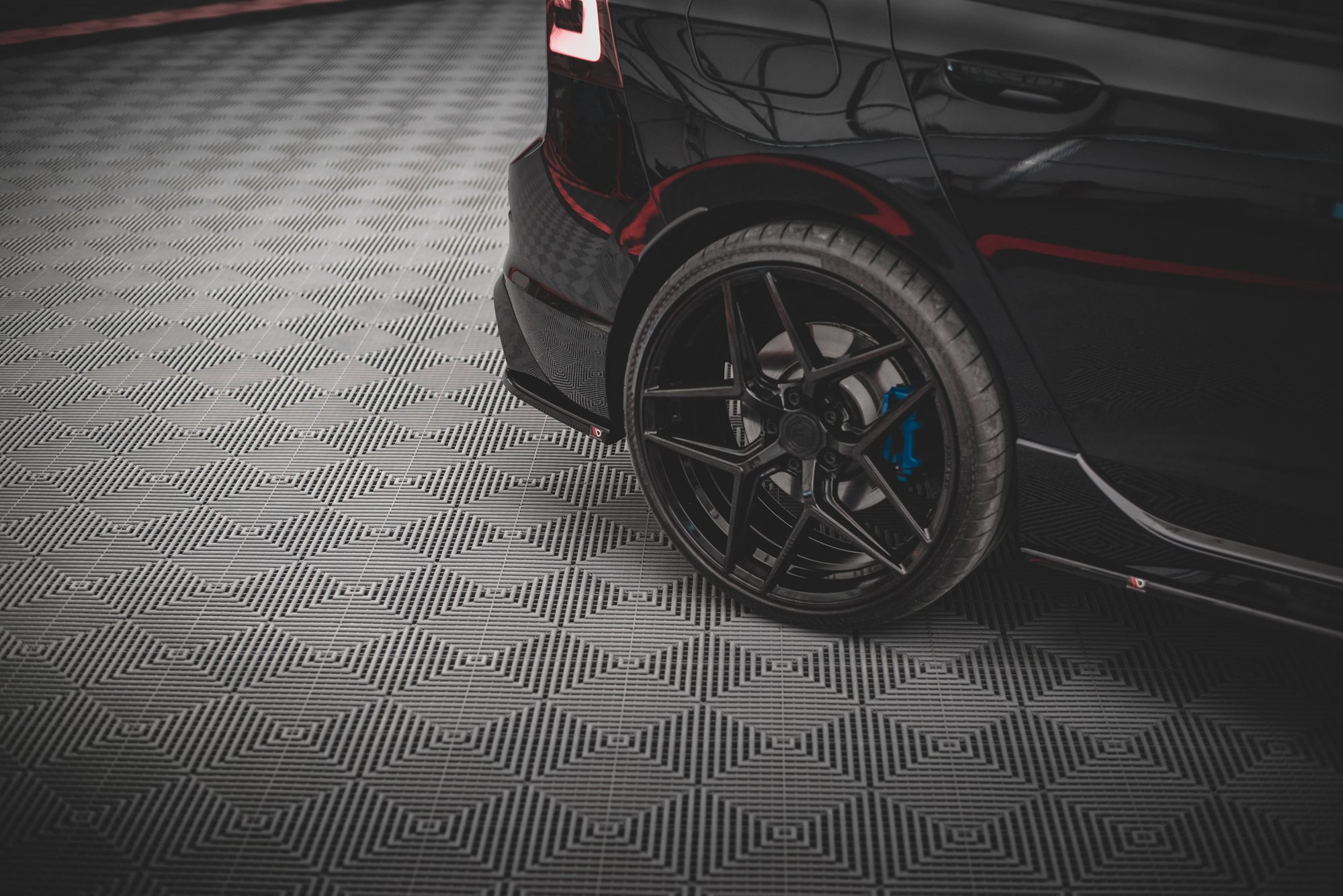 Rear Side Splitters V.3 VW Golf R Mk8 - 4