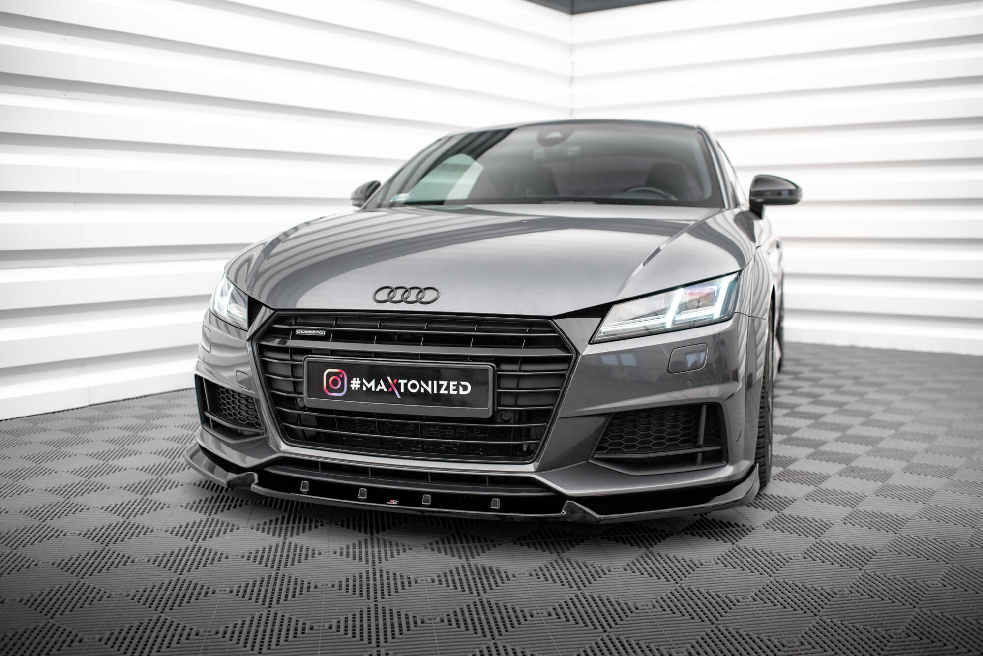 Front Splitter V.2 Audi TT S / S-Line 8S - 4