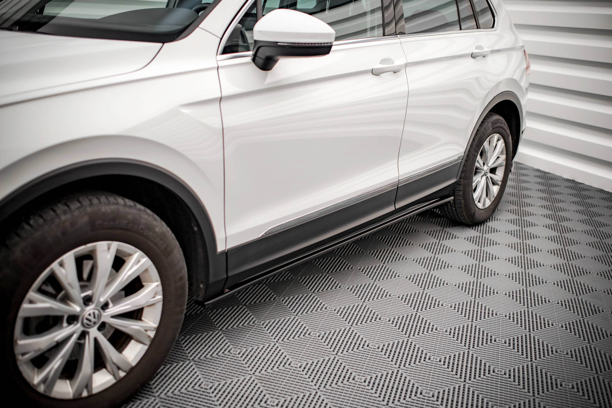 Side Skirts Diffusers VW Tiguan MK2 (2015-2020) - 4