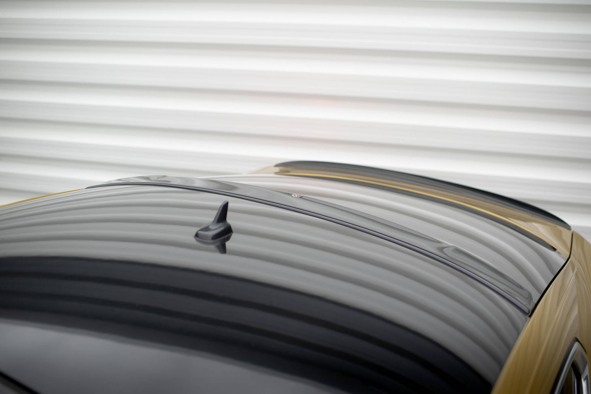 Rear Window Extension VW Arteon R-Line - 2