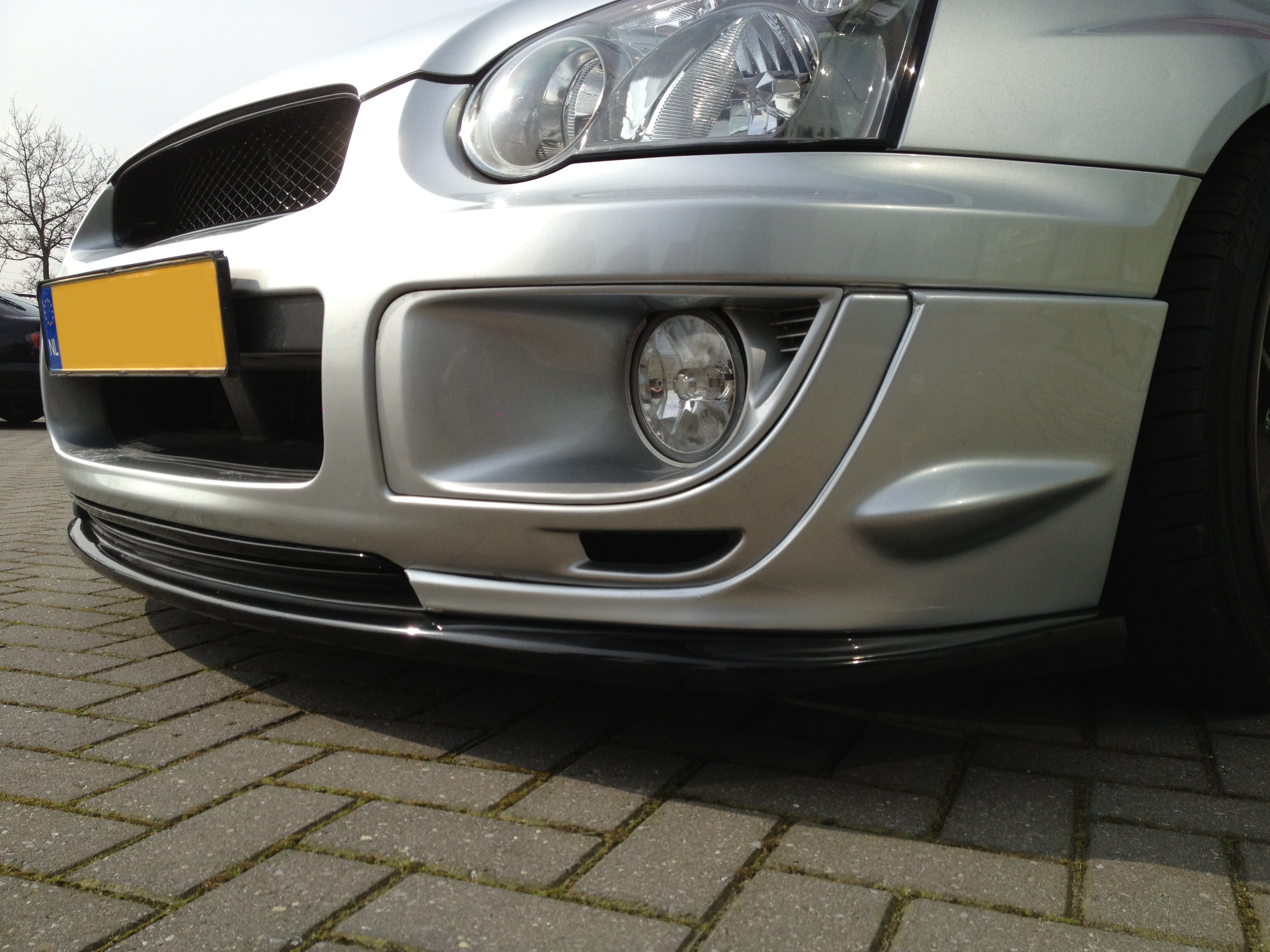 SUBARU IMPREZA WRX 04-05 STI STYLE FRONT BUMPER ADDONS [SIX] - 4