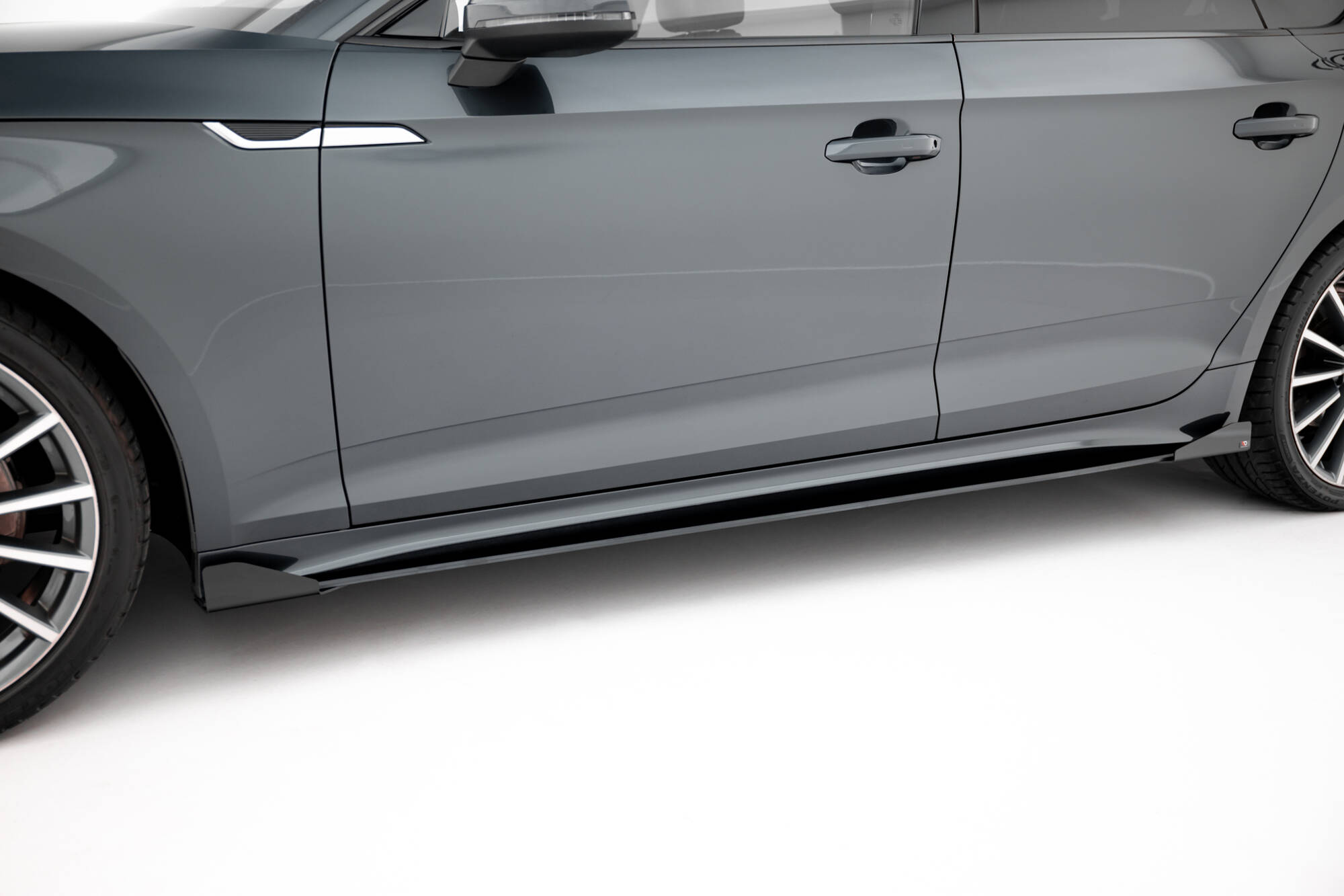 SIDE FLAPS SUITABLE FOR AUDI A5 SPORTBACK F5 FACELIFT – MAXTON DESIGN - 9