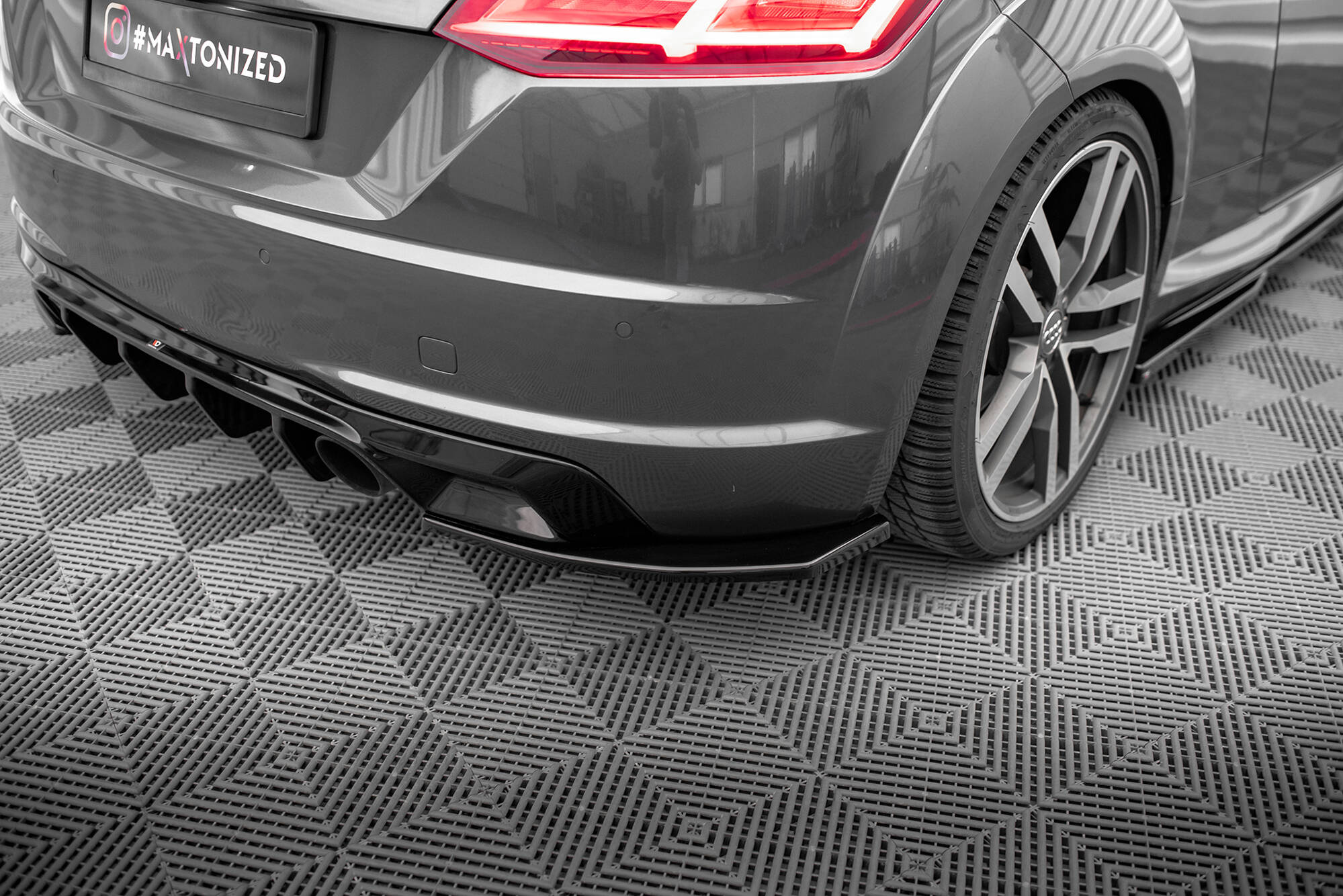 Rear Side Splitters V.2 Audi TT S-Line 8S - 4