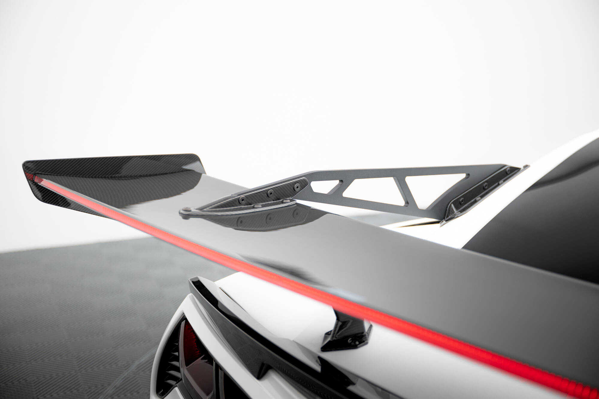 CARBON SPOILER WITH UPPER SWAN MOUNTING + LED SUITABLE FOR CHEVROLET CORVETTE STINGRAY / GRAND SPORT C7 – MAXTON DESIGN - 31