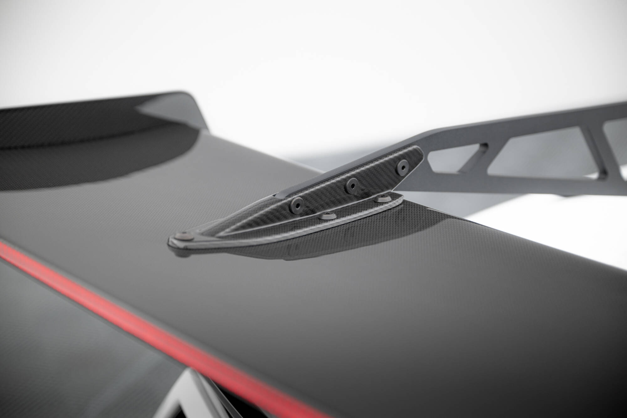 CARBON SPOILER WITH UPPER SWAN MOUNTING + LED SUITABLE FOR CHEVROLET CORVETTE STINGRAY / GRAND SPORT C7 – MAXTON DESIGN - 22