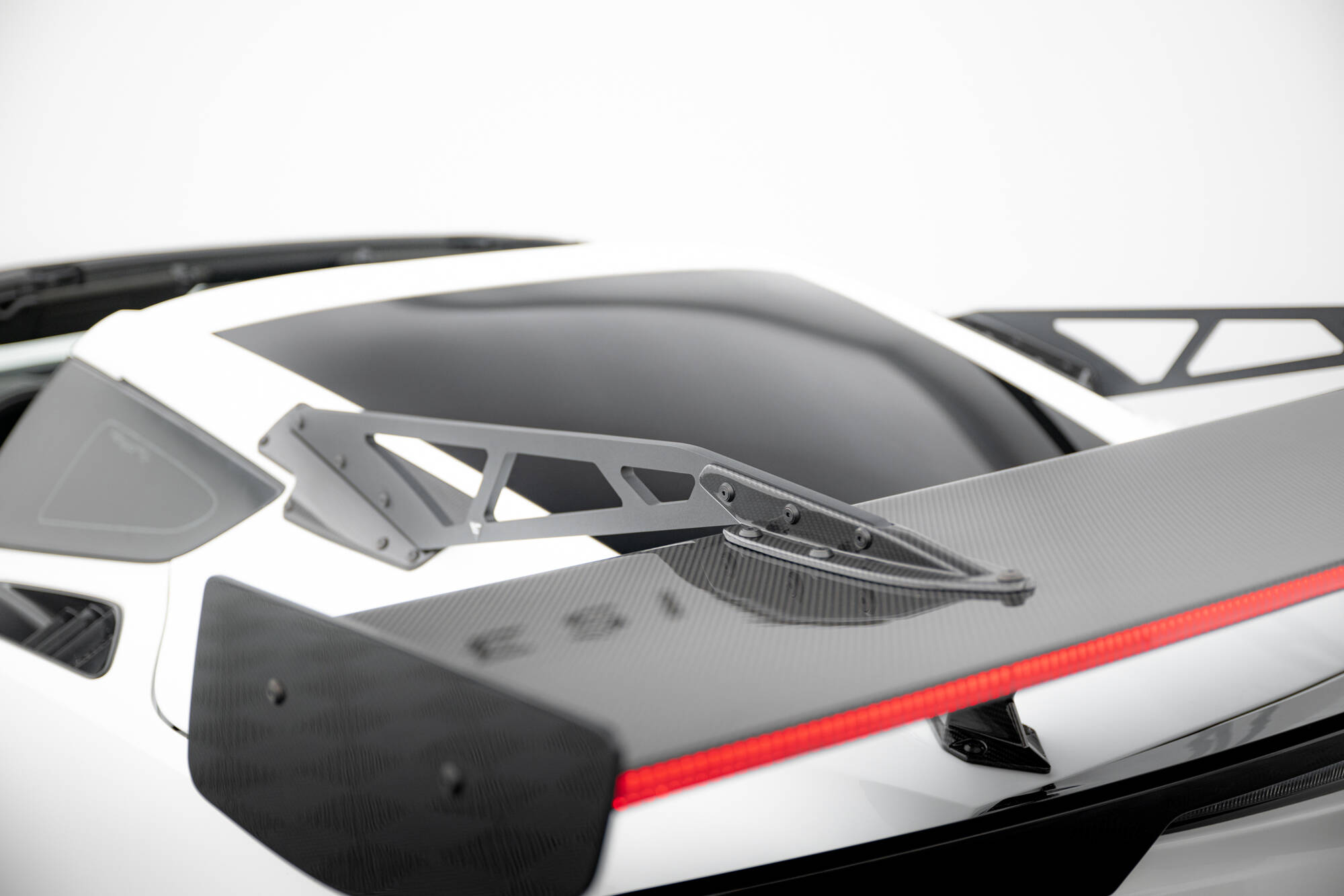 CARBON SPOILER WITH UPPER SWAN MOUNTING + LED SUITABLE FOR CHEVROLET CORVETTE STINGRAY / GRAND SPORT C7 – MAXTON DESIGN - 29