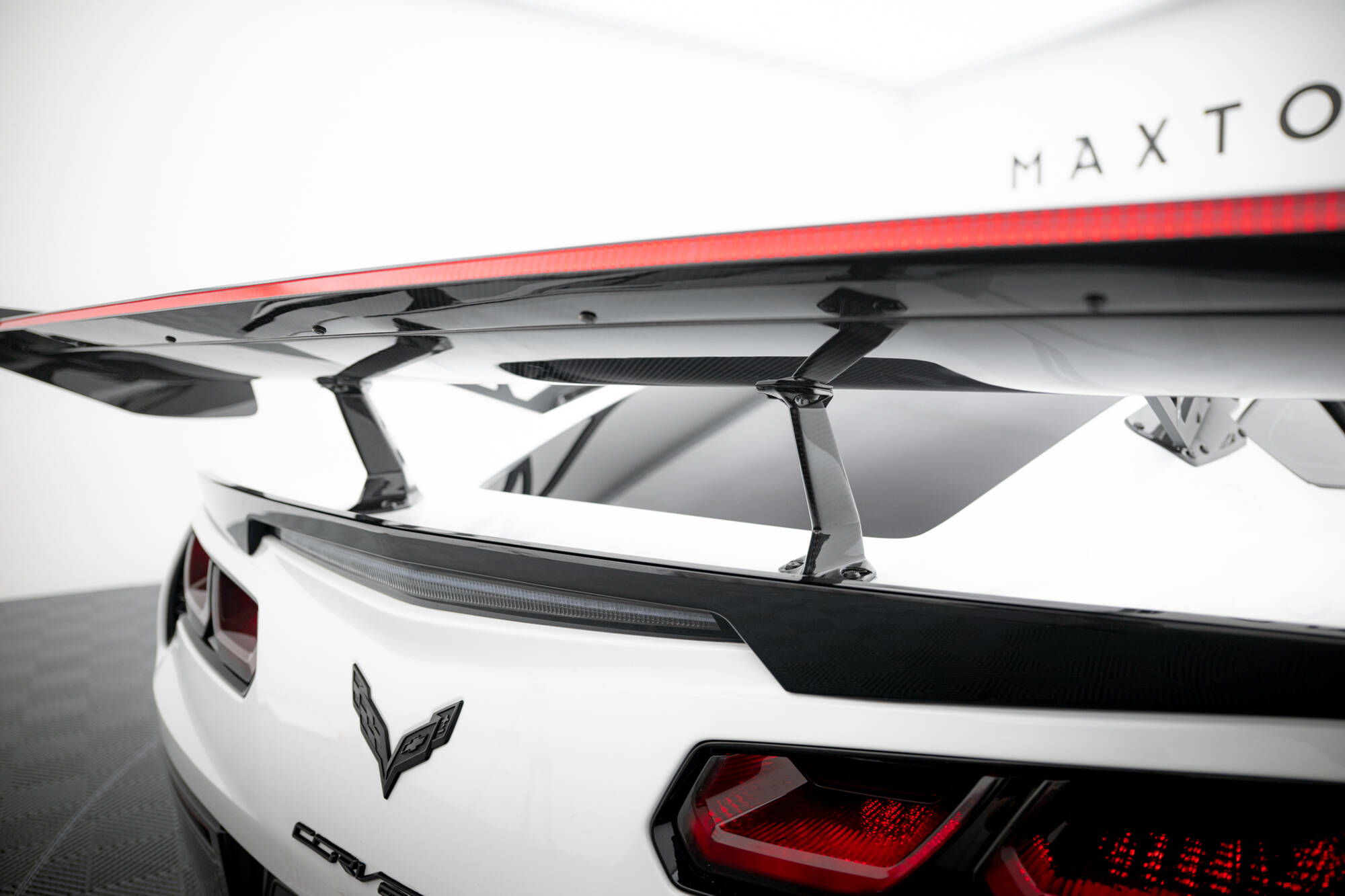 CARBON SPOILER WITH UPPER SWAN MOUNTING + LED SUITABLE FOR CHEVROLET CORVETTE STINGRAY / GRAND SPORT C7 – MAXTON DESIGN - 28