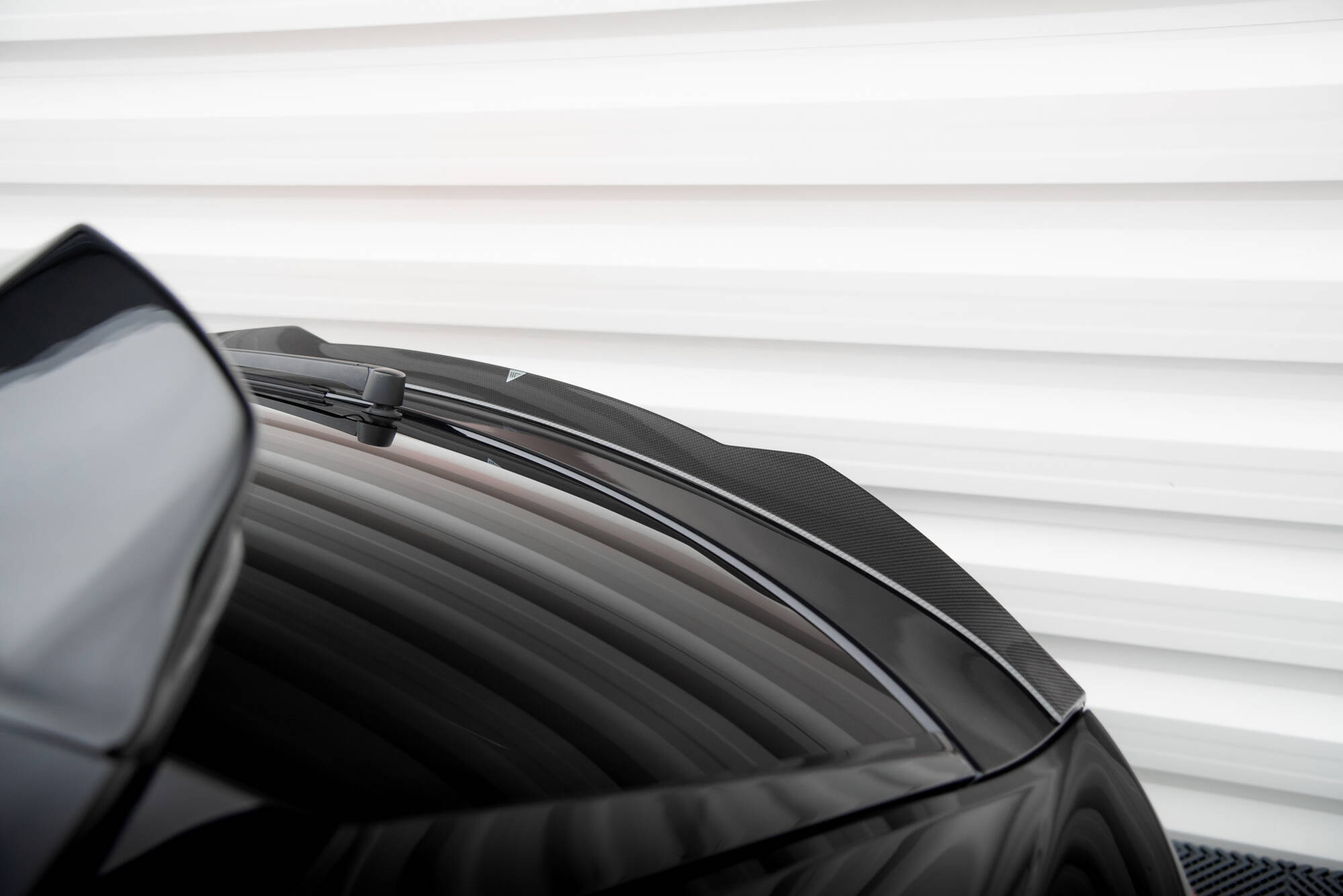 Carbon Fiber Tailgate Spoiler (Lower) Audi RSQ8 / SQ8 / Q8 S-Line / Q8 Mk1 - 6