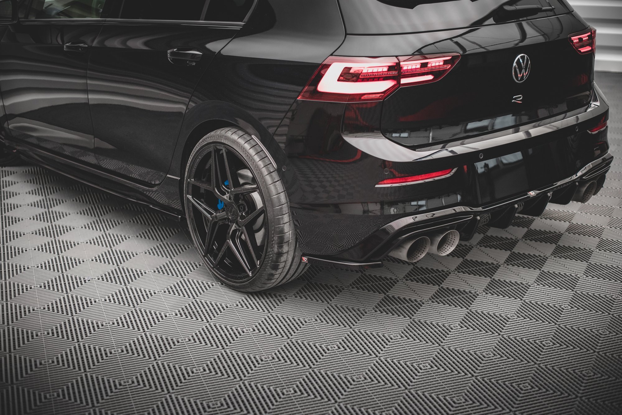 Rear Side Splitters V.4 VW Golf R MK8 (2020-) - 4