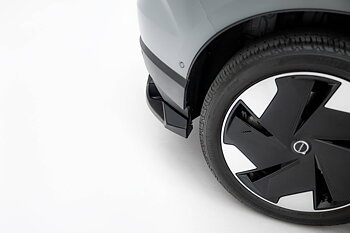 REAR SPLITTER (WITH VERTICAL BARS) SUITABLE FOR VOLVO EX30 MK1 – MAXTON DESIGN