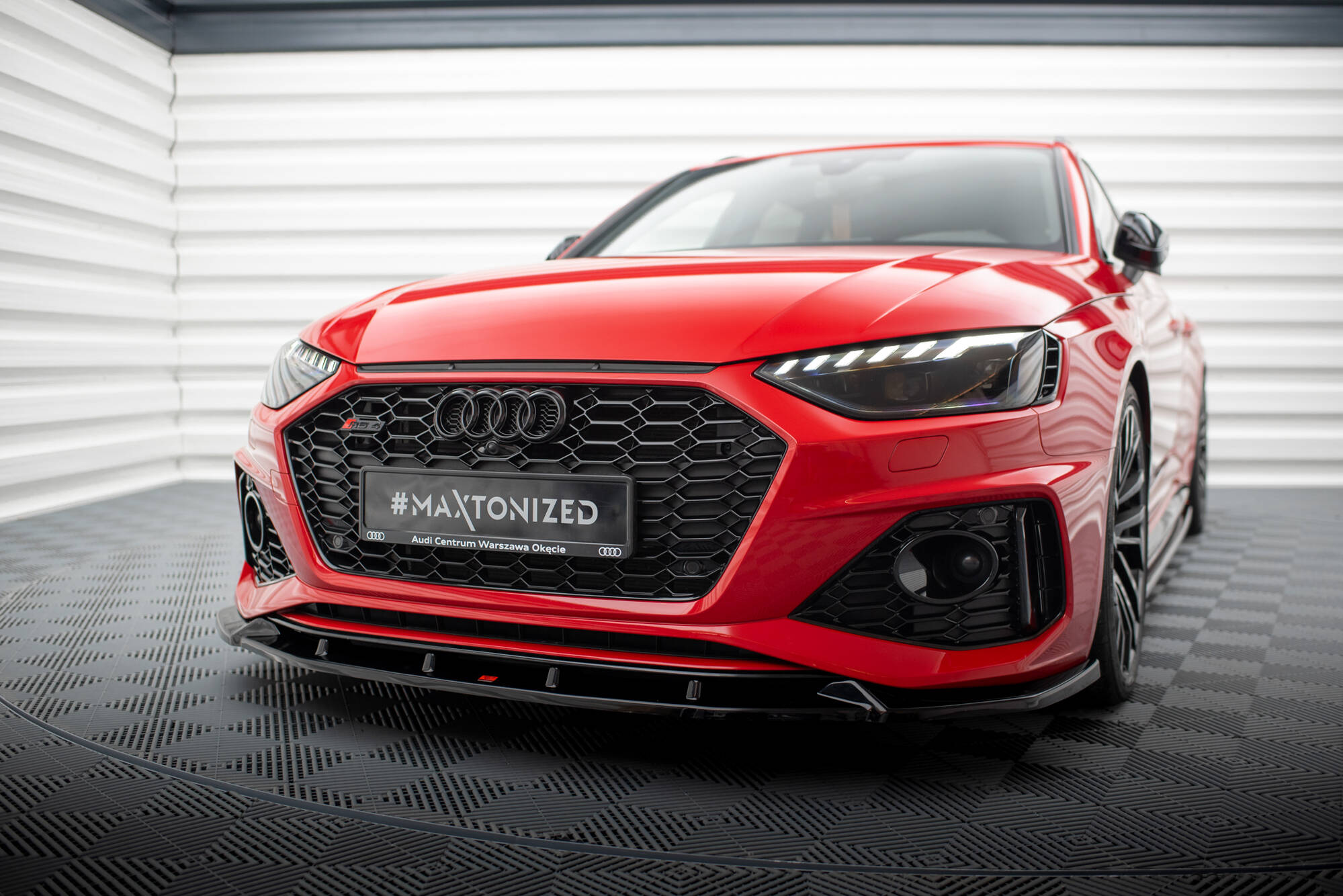 Front Splitter V.2 Audi RS4 B9 Facelift - 4