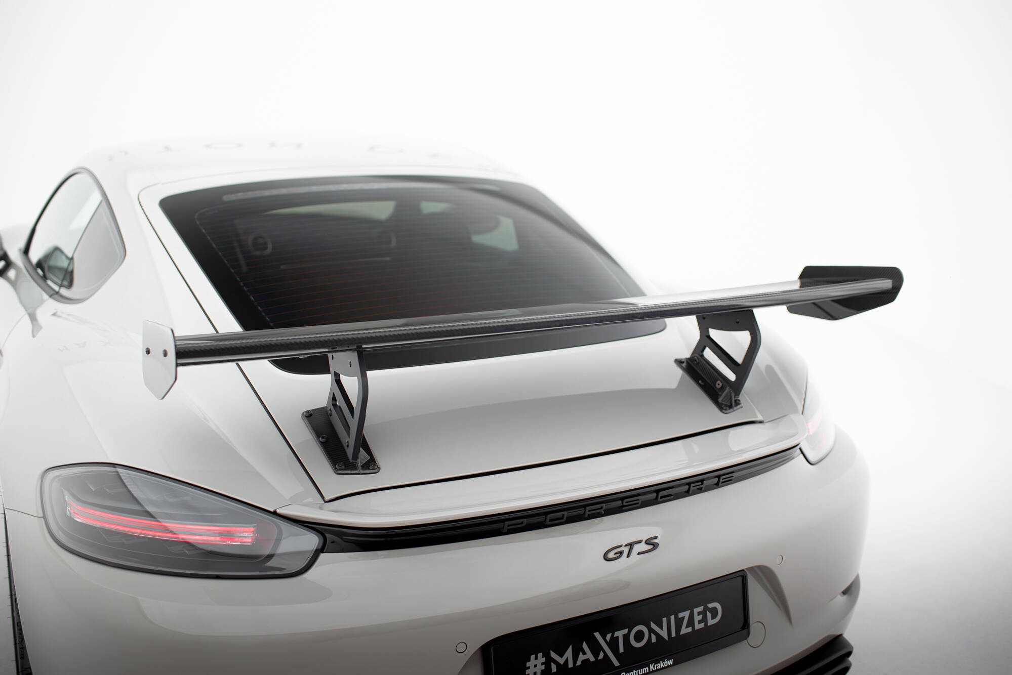 CARBON SPOILER WITH INTERNAL BRACKETS UPRIGHTS V.2 SUITABLE FOR PORSCHE 718 CAYMAN 982C – MAXTON DESIGN - 9