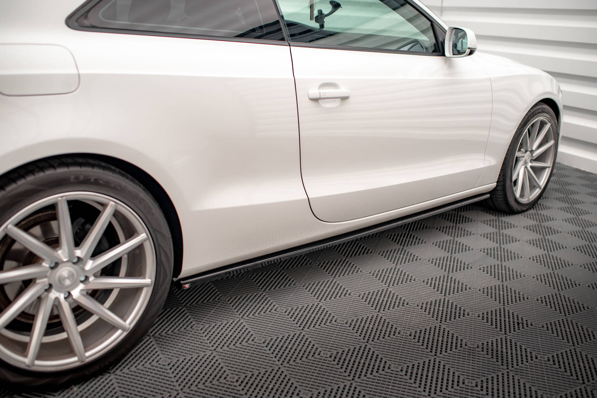 Side Skirts Diffusers V.2 Audi A5 / A5 S-Line / S5 Coupe 8T - 2