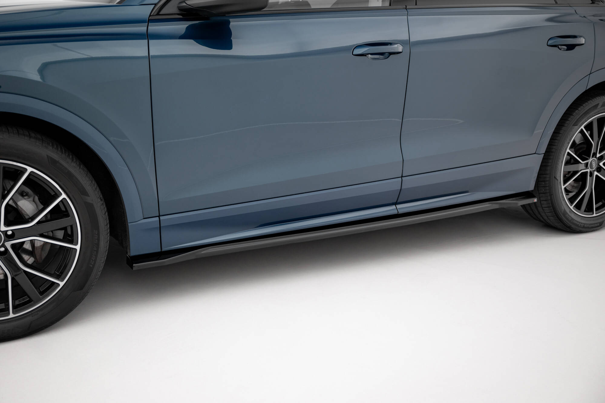 SIDE SKIRTS DIFFUSERS SUITABLE FOR AUDI Q8 MK1 – MAXTON DESIGN