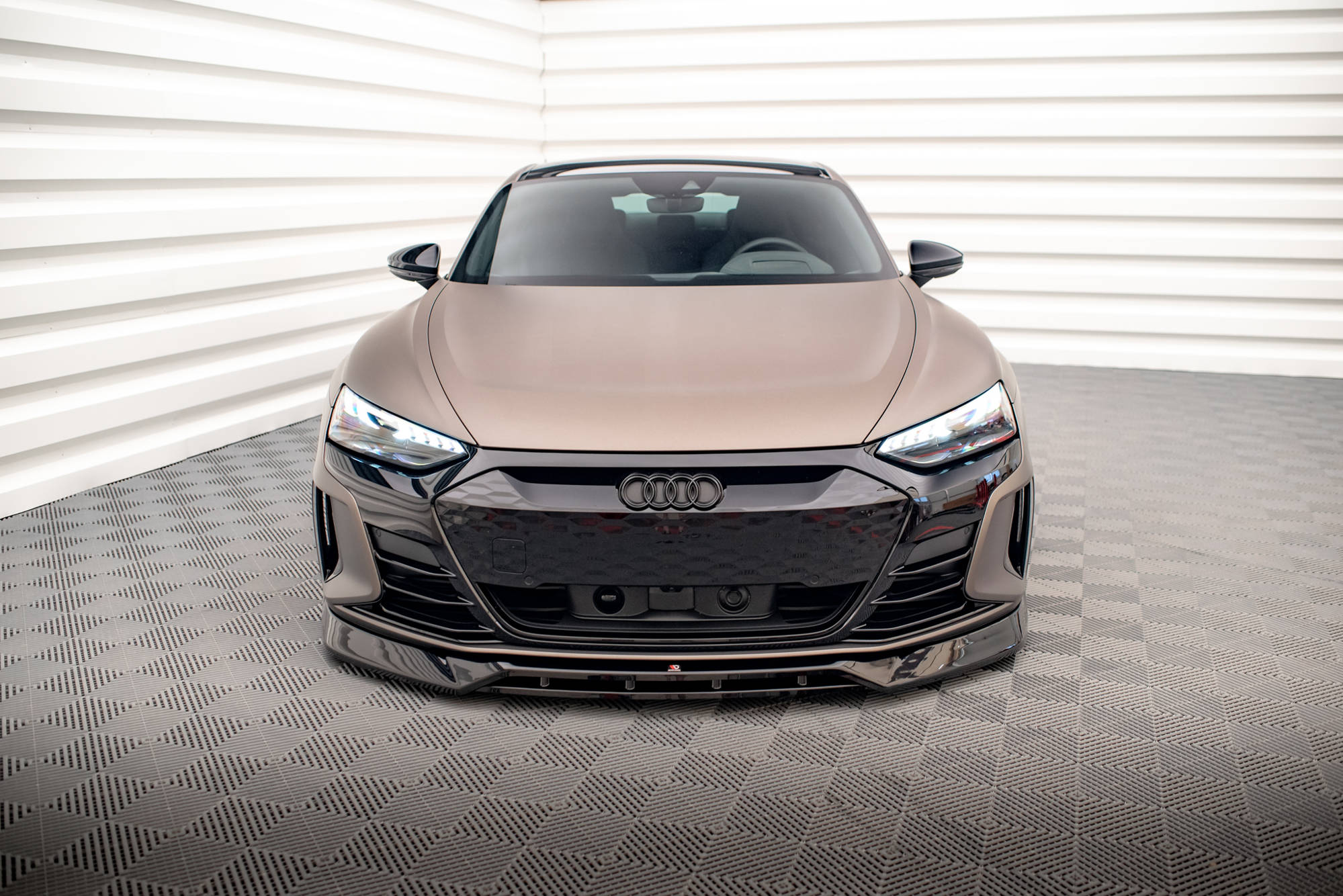 Front Splitter V.3 Audi e-Tron GT / RS GT Mk1 - 2
