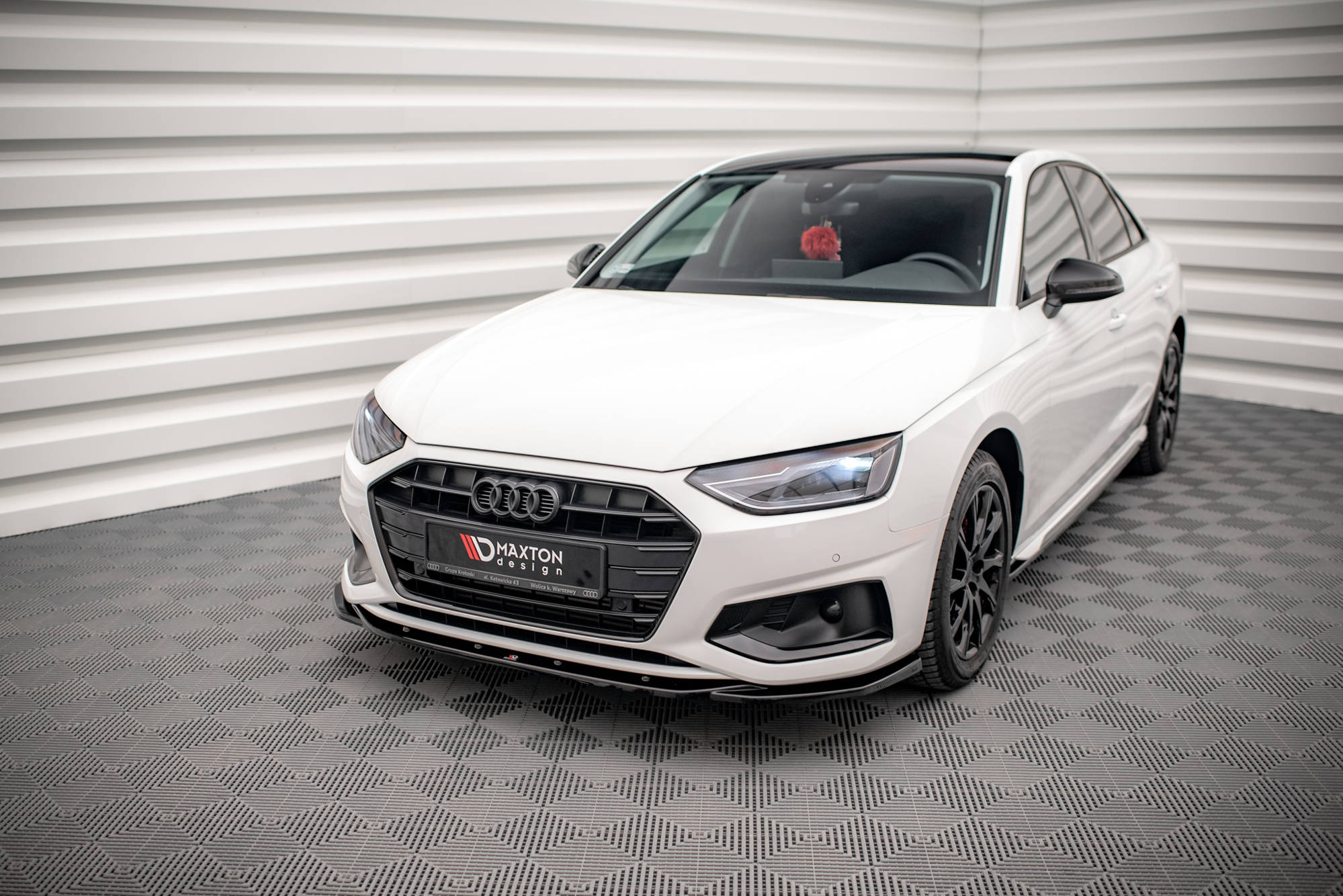 Front Splitter V.2 Audi A4 B9 Facelift - 4