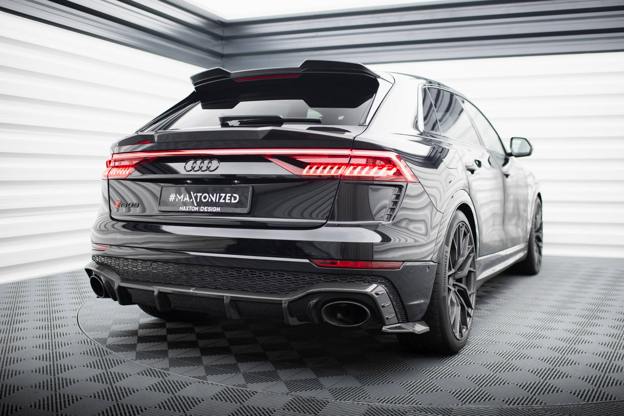 Carbon Fiber Tailgate Spoiler (Upper) Audi RSQ8 Mk1 - 4