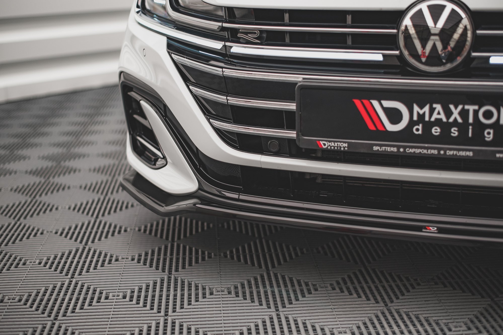 Front Splitter V.3 VW Arteon R-line Facelift (2020-) - 2