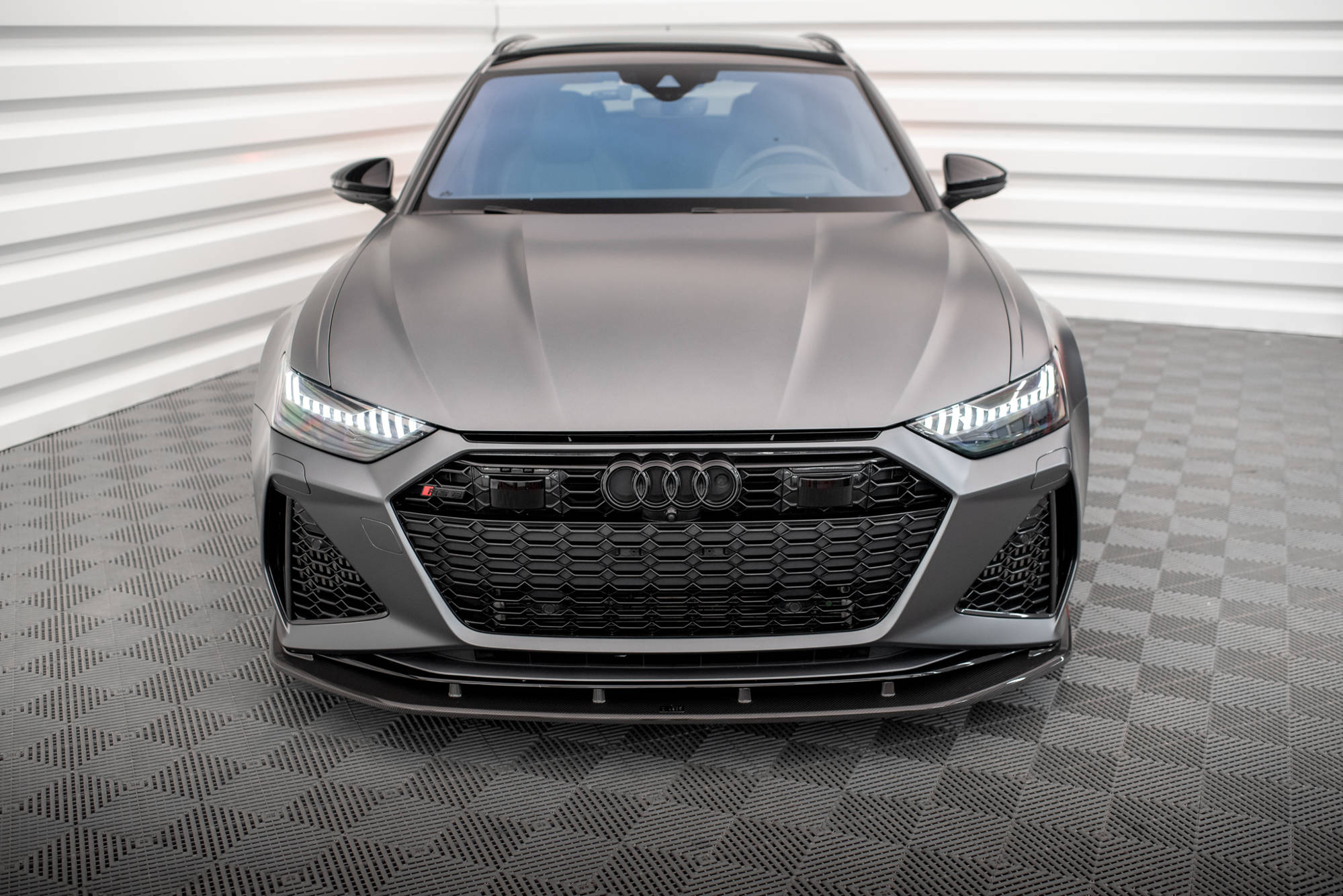 Carbon Fiber Front Splitter Audi RS6 C8 / RS7 C8 - 8