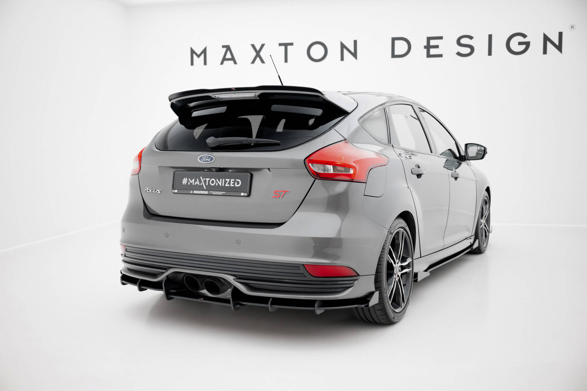 STREET PRO REAR DIFFUSER + FLAPS SUITABLE FOR FORD FOCUS ST MK3 FACELIFT – MAXTON DESIGN - 7