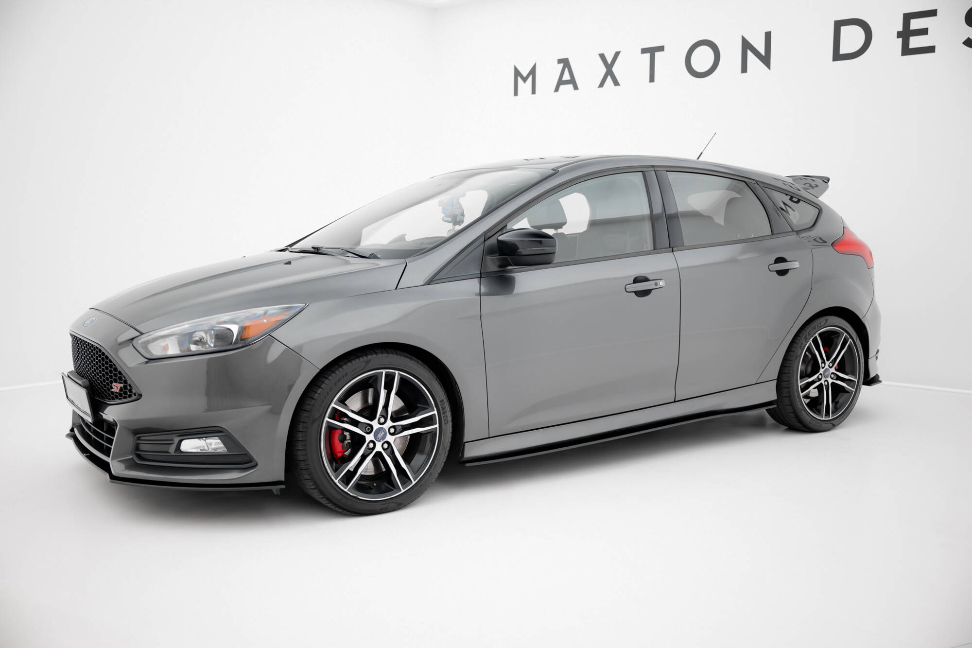 STREET PRO SIDE SKIRTS DIFFUSERS SUITABLE FOR FORD FOCUS ST MK3 FACELIFT – MAXTON DESIGN