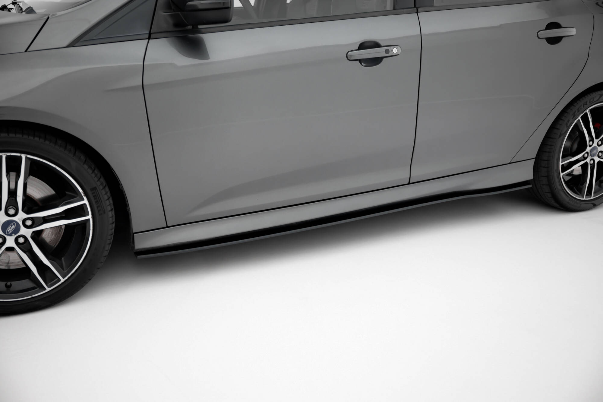 STREET PRO SIDE SKIRTS DIFFUSERS SUITABLE FOR FORD FOCUS ST MK3 FACELIFT – MAXTON DESIGN - 2