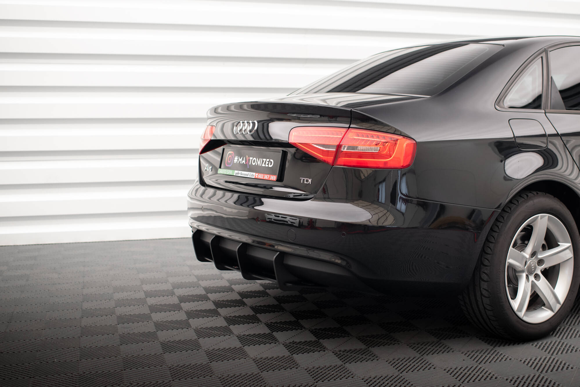 STREET PRO REAR DIFFUSER SUITABLE FOR AUDI A4 B8 FACELIFT – MAXTON DESIGN - 5