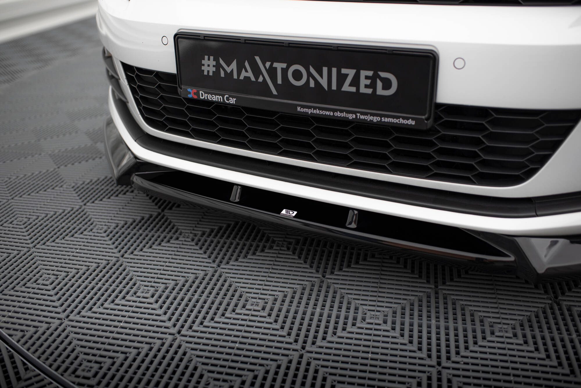 Front Splitter V.2 Volkswagen Scirocco Mk3 Facelift - 4