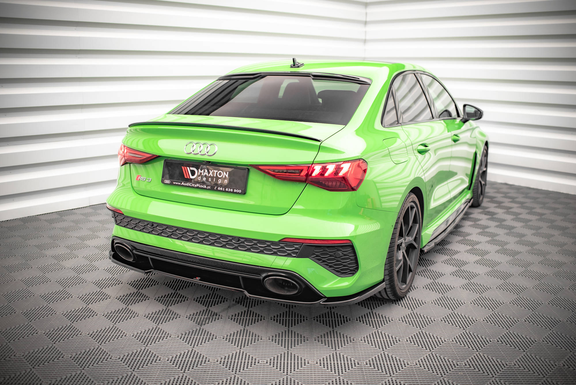 Central Rear Splitter Audi RS3 Sedan 8Y - 3