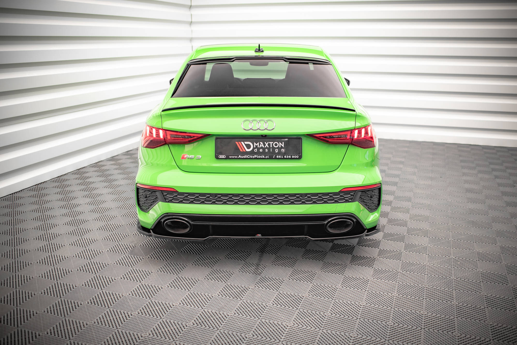 Central Rear Splitter Audi RS3 Sedan 8Y - 2
