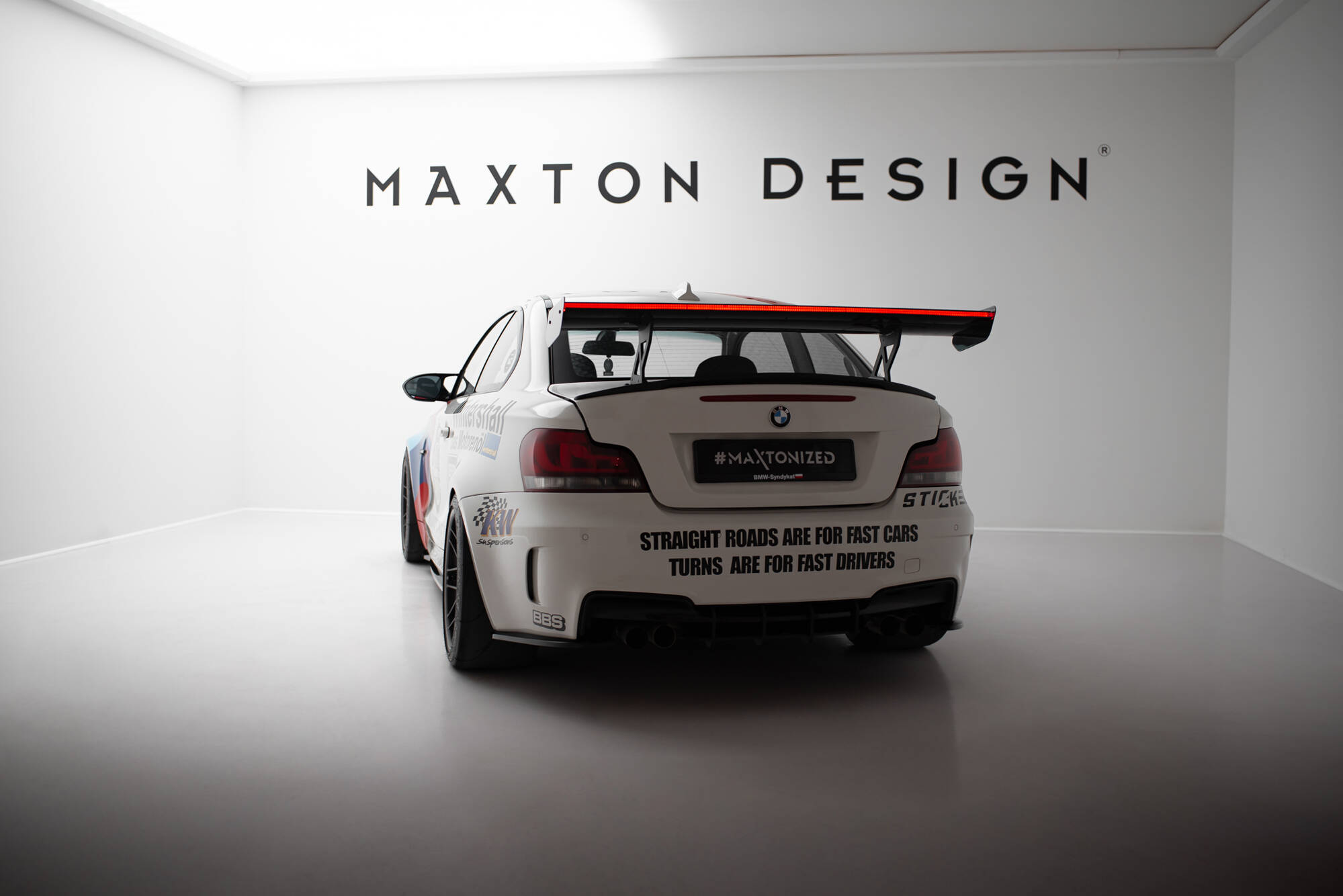 CARBON SPOILER WITH INTERNAL BRACKETS UPRIGHTS V.1 + LED SUITABLE FOR BMW 1 M E82 – MAXTON DESIGN - 9