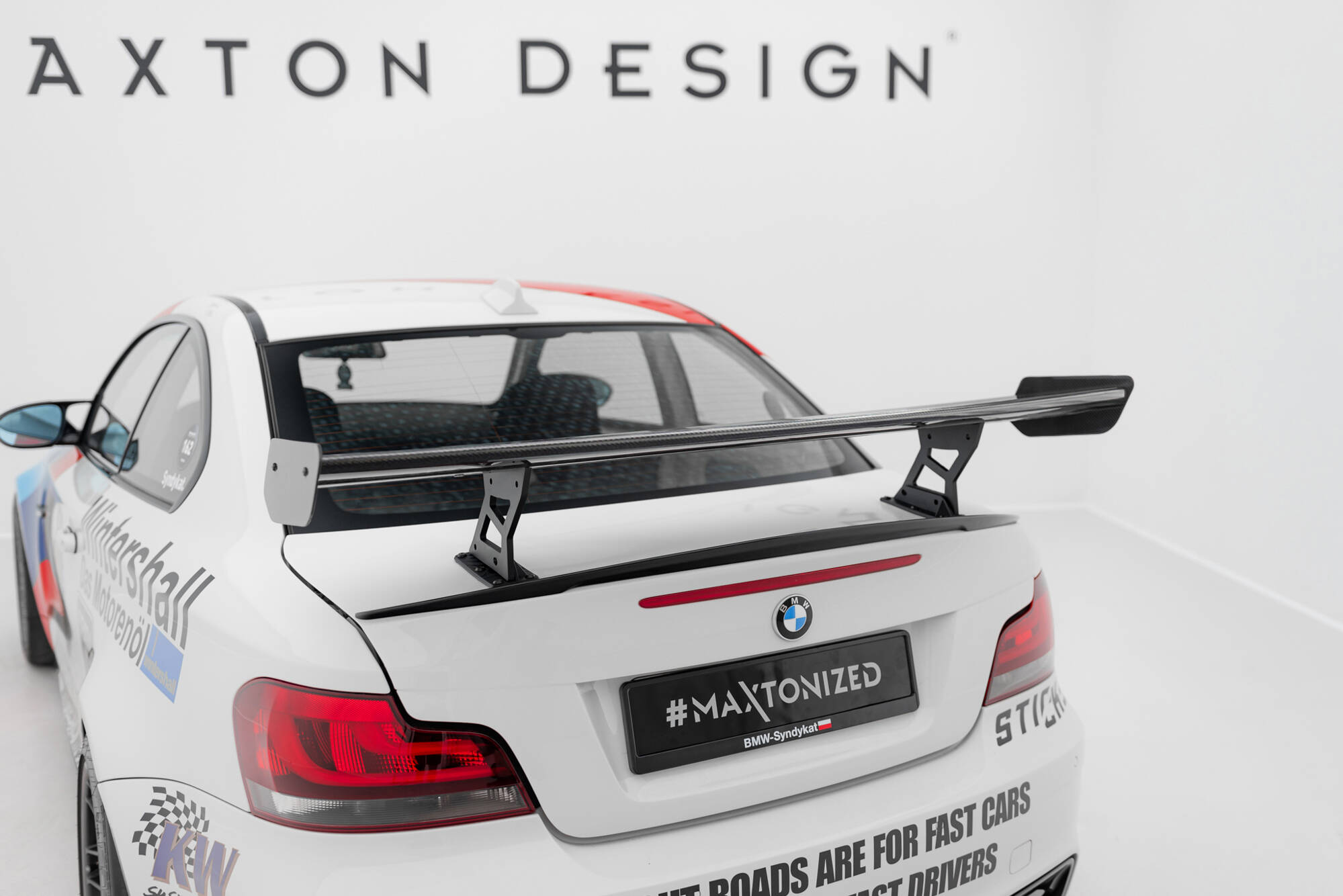 CARBON SPOILER WITH INTERNAL BRACKETS UPRIGHTS V.2 SUITABLE FOR BMW 1 M E82 – MAXTON DESIGN - 4