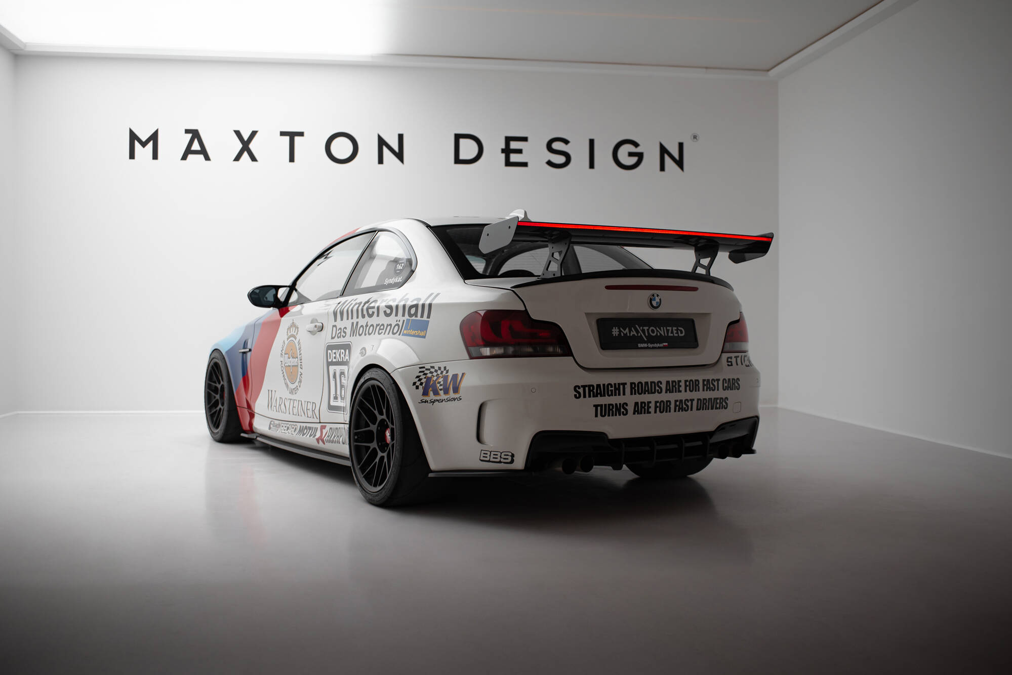 CARBON SPOILER WITH INTERNAL BRACKETS UPRIGHTS V.2 + LED SUITABLE FOR BMW 1 M E82 – MAXTON DESIGN - 5