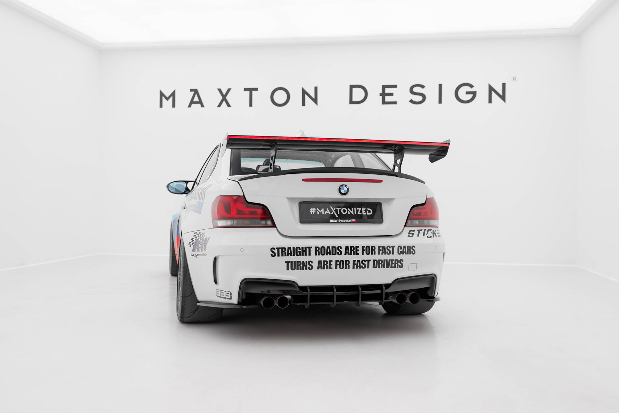 CARBON SPOILER WITH INTERNAL BRACKETS UPRIGHTS V.2 + LED SUITABLE FOR BMW 1 M E82 – MAXTON DESIGN - 10