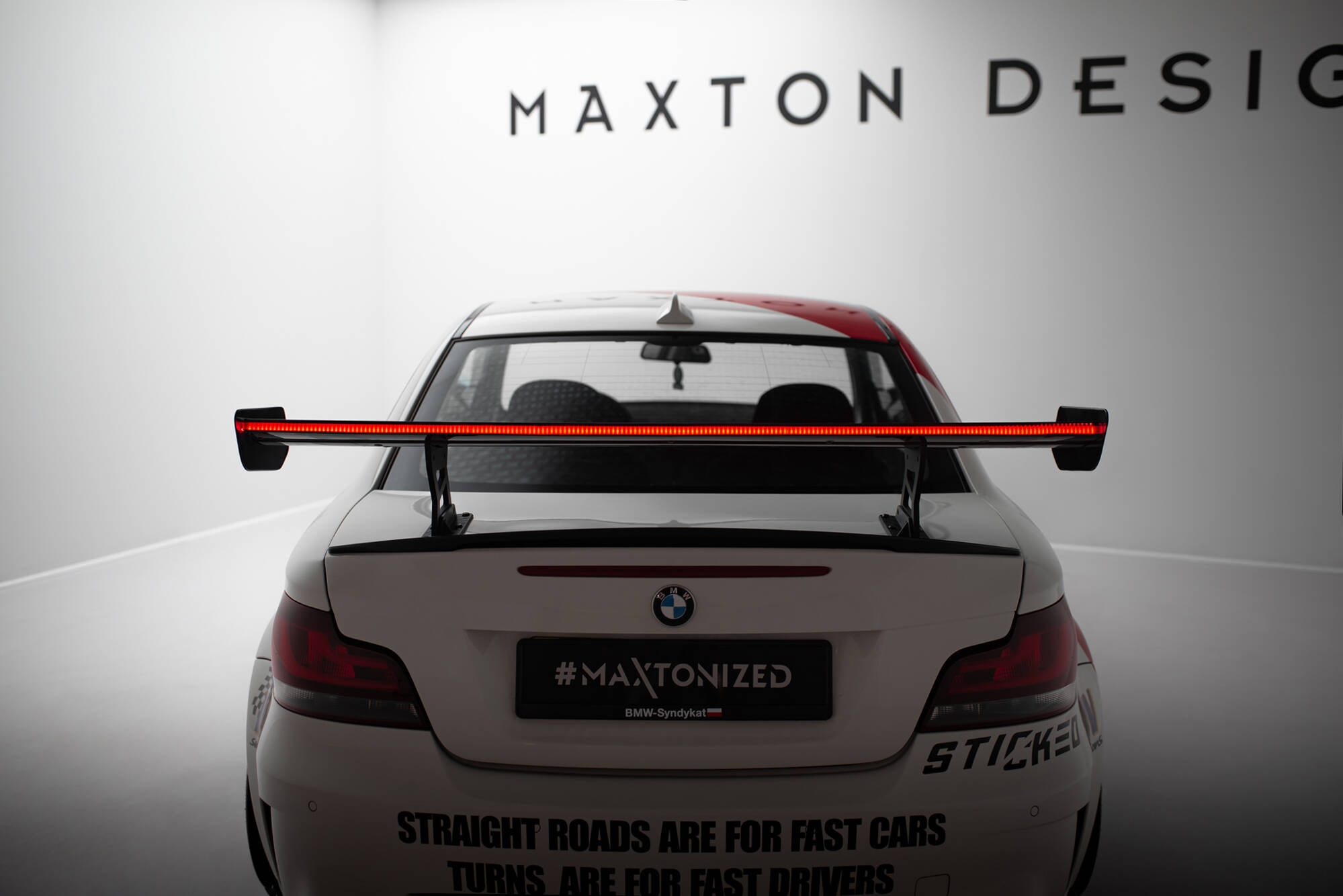 CARBON SPOILER WITH INTERNAL BRACKETS UPRIGHTS V.2 + LED SUITABLE FOR BMW 1 M E82 – MAXTON DESIGN - 2