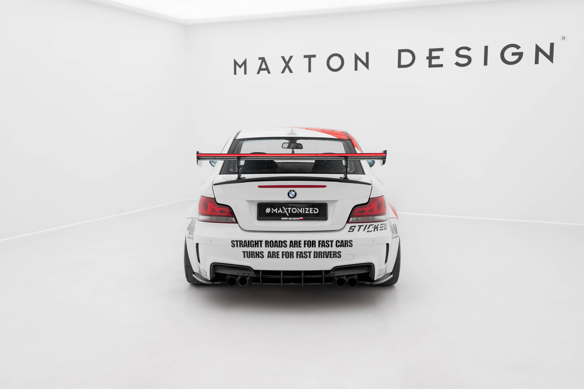 CARBON SPOILER WITH INTERNAL BRACKETS UPRIGHTS V.2 + LED SUITABLE FOR BMW 1 M E82 – MAXTON DESIGN - 12