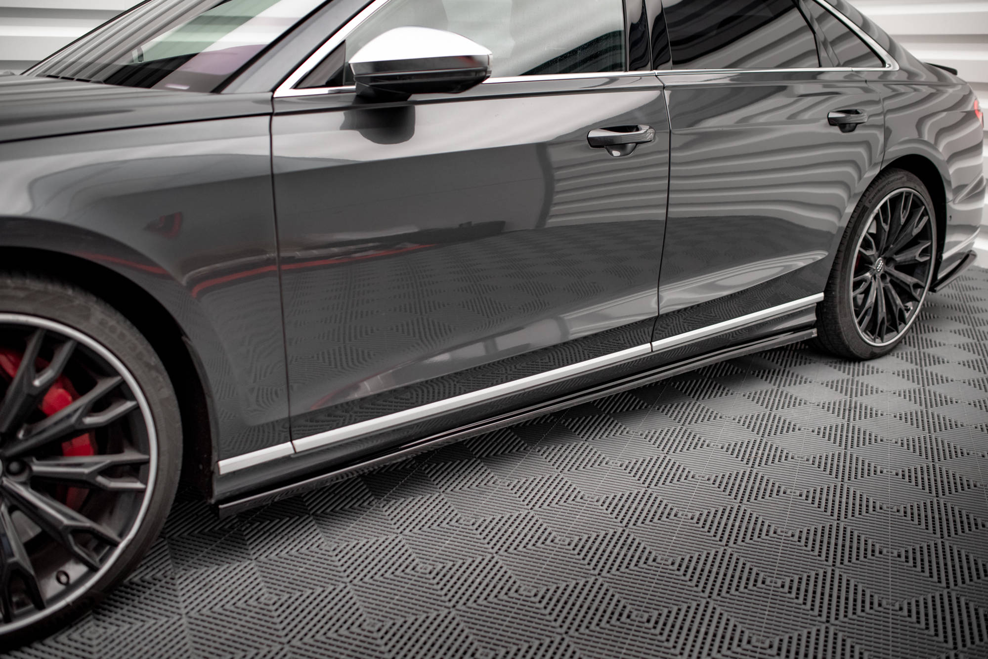 Side Skirts Diffusers Audi S8 / A8 S-Line D5 - 4