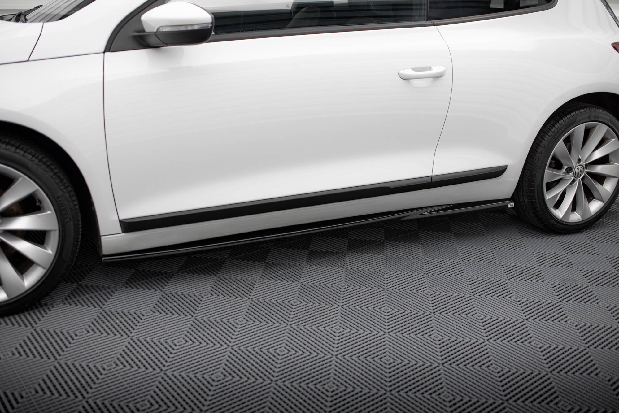 Side Skirts Diffusers Volkswagen Scirocco Mk3 Facelift - 2