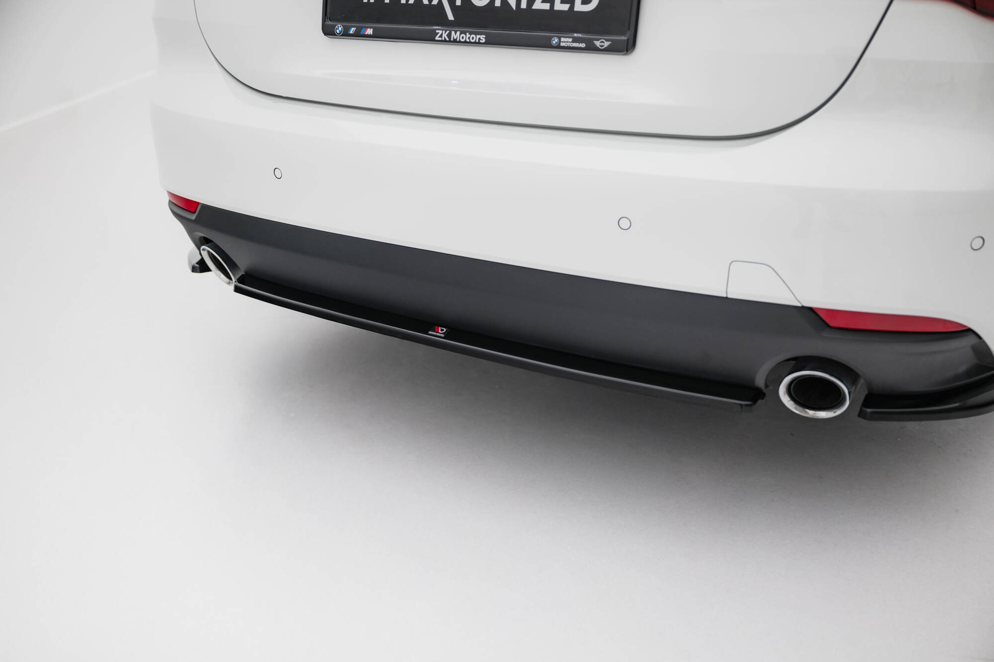 CENTRAL REAR SPLITTER FOR SUITABLE FOR BMW 4 COUPE / CABRIO G22 / G23 – MAXTON DESIGN - 2