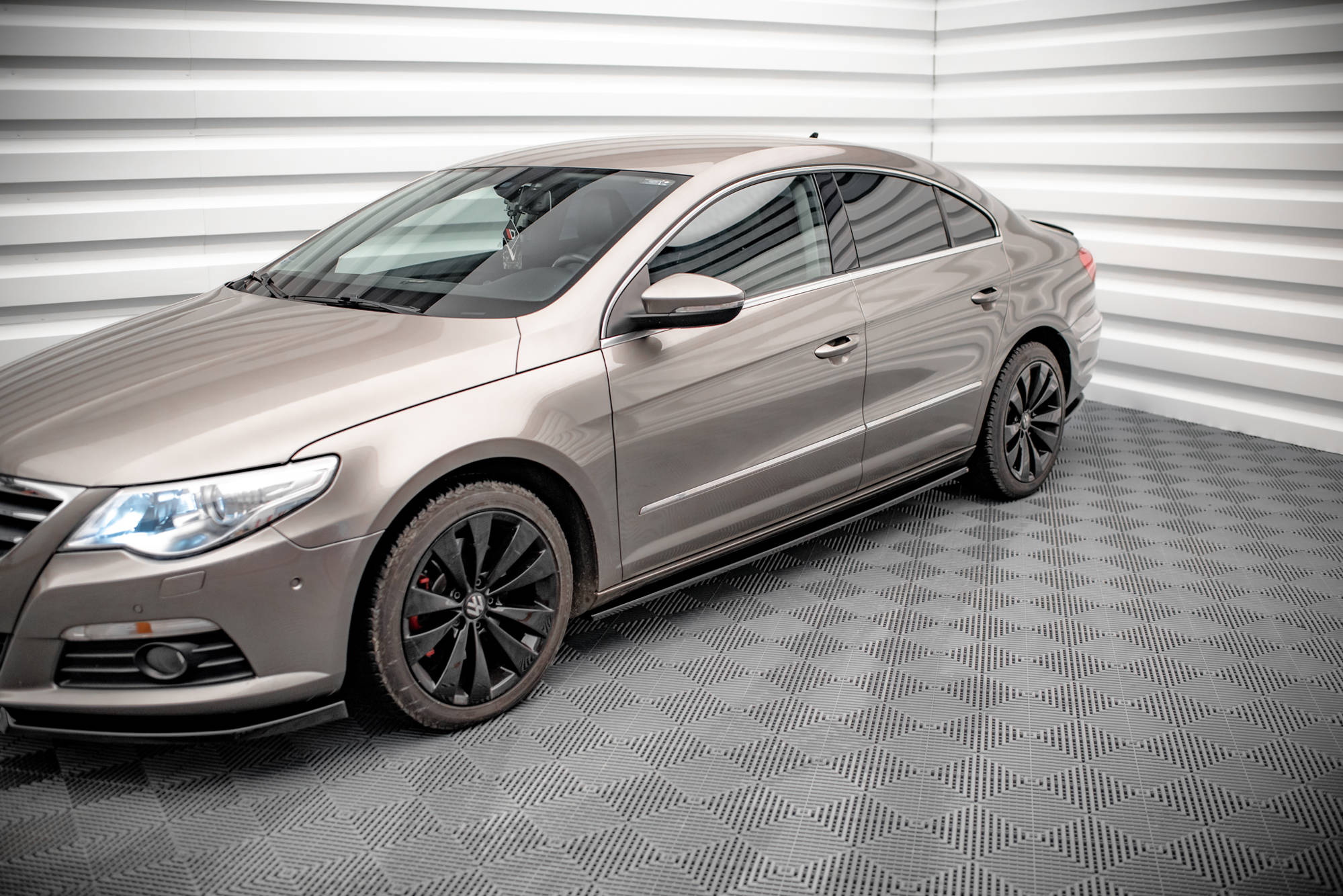 Side Skirts Diffusers V.2 VW Passat CC (2008-2012) - 3