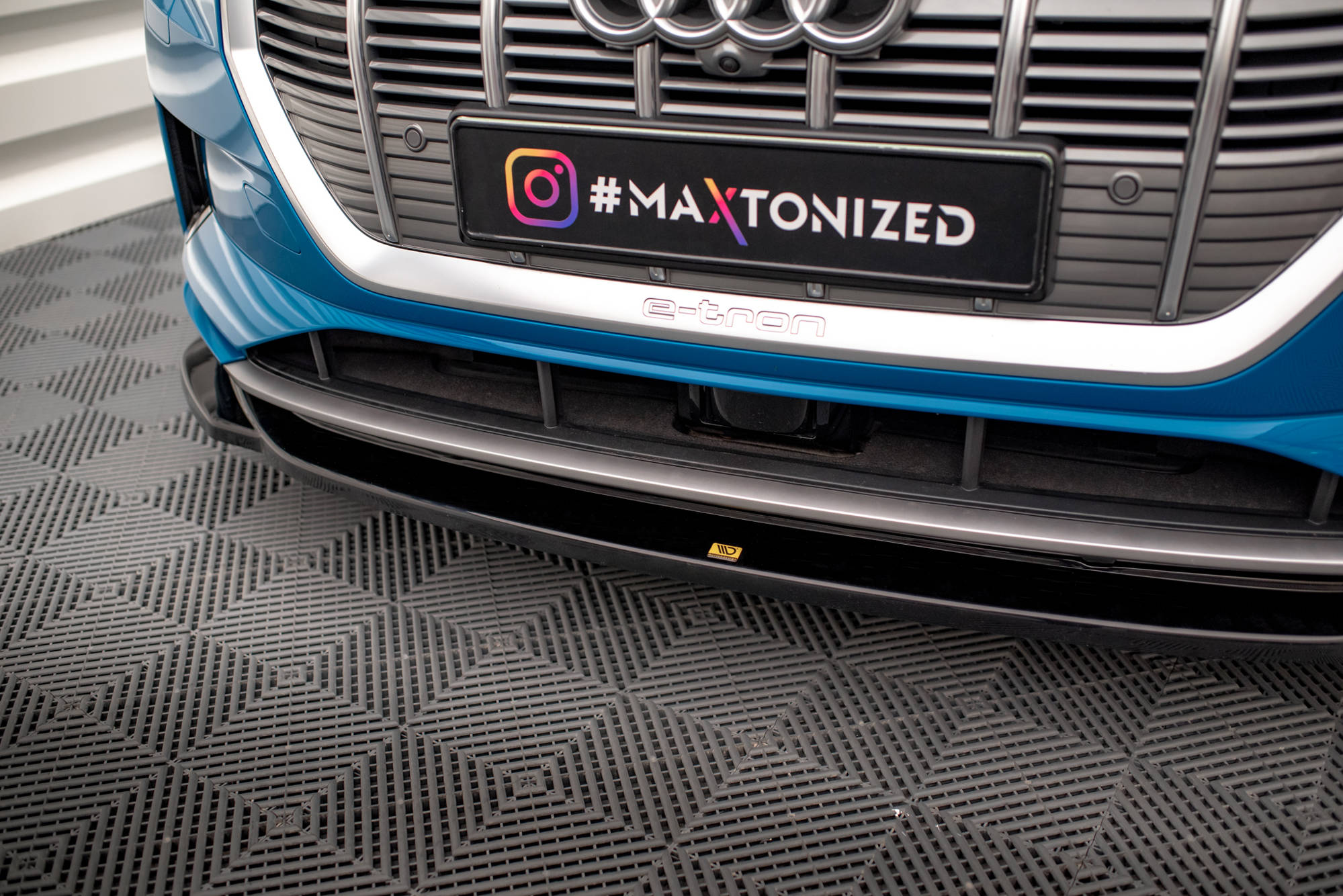 Front Splitter V.1 Audi e-Tron - 4