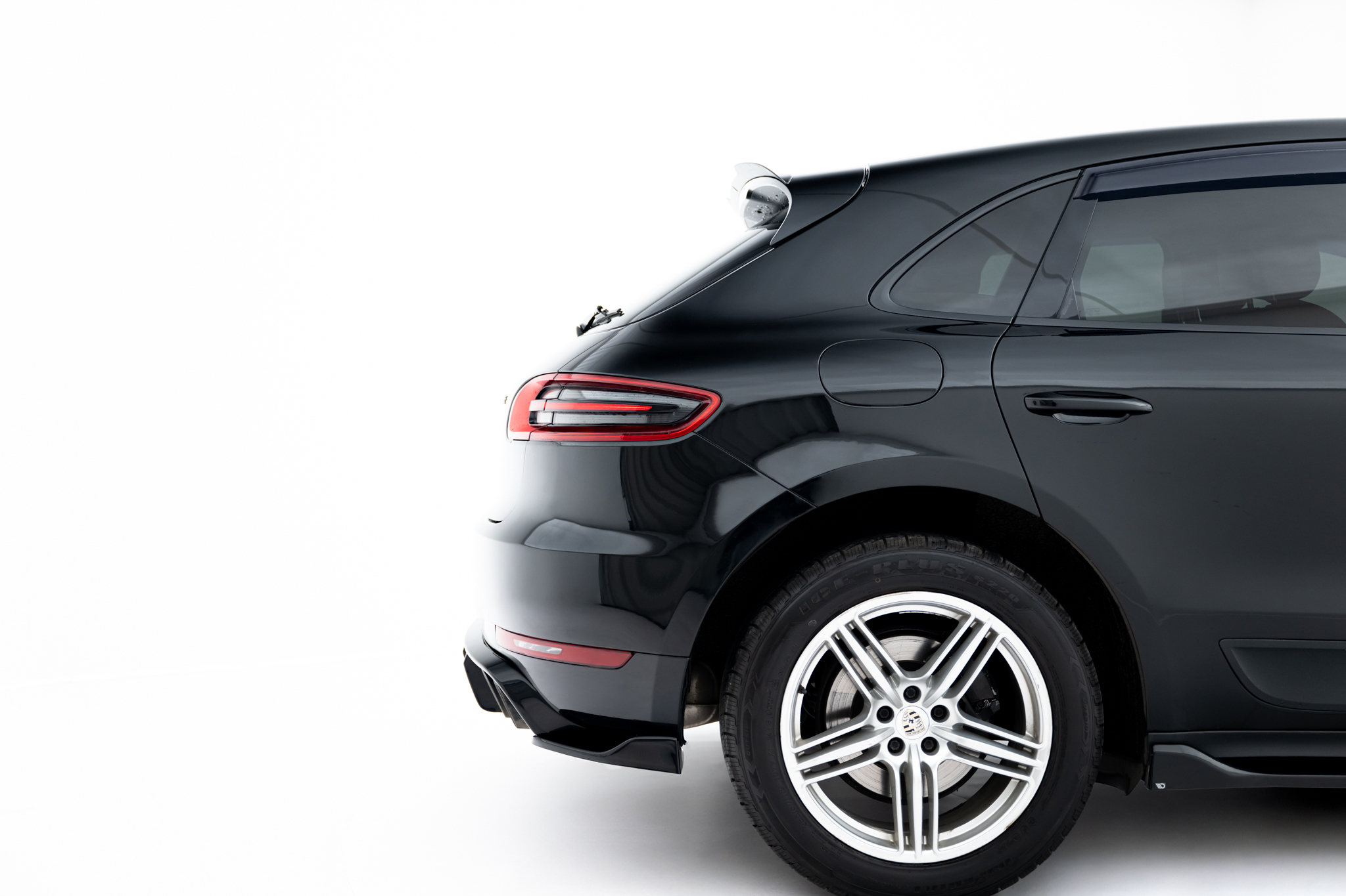 REAR SIDE SPLITTERS V.2 SUITABLE FOR PORSCHE MACAN MK1 – MAXTON DESIGN - 6