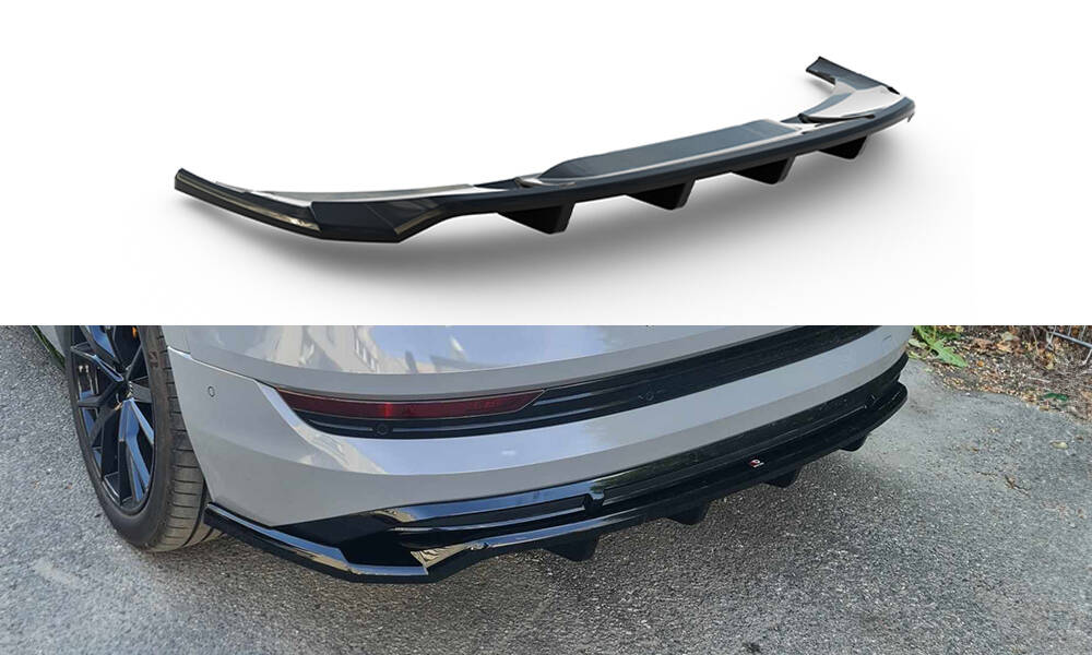 Central Rear Splitter (Vertical Bars) Audi e-Tron S-Line