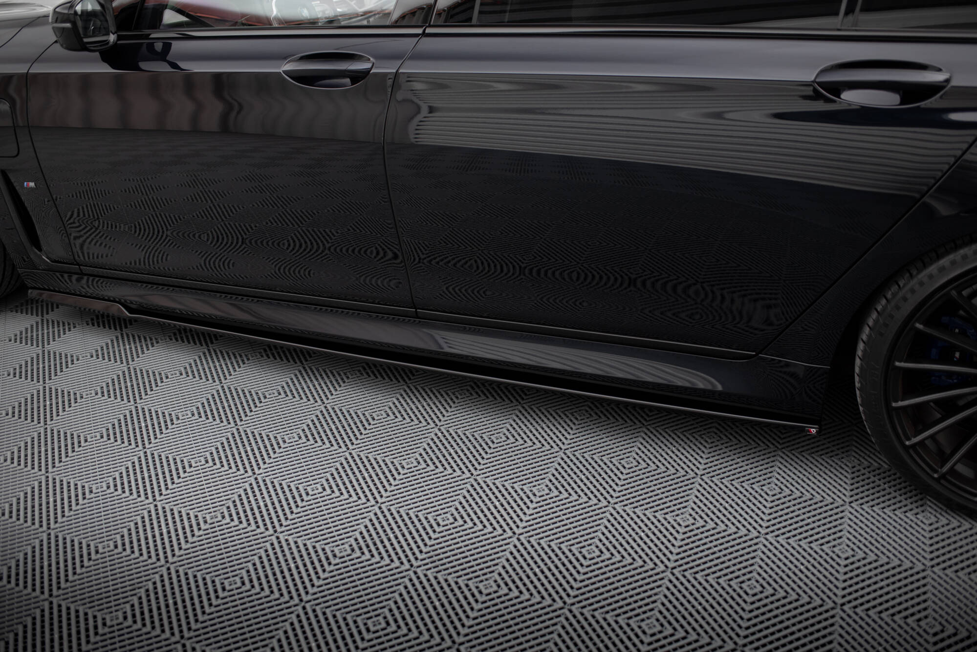 SIDE SKIRTS DIFFUSERS V.2 FOR SUITABLE FOR BMW 7 LONG M-PACK G12 – MAXTON DESIGN - 3