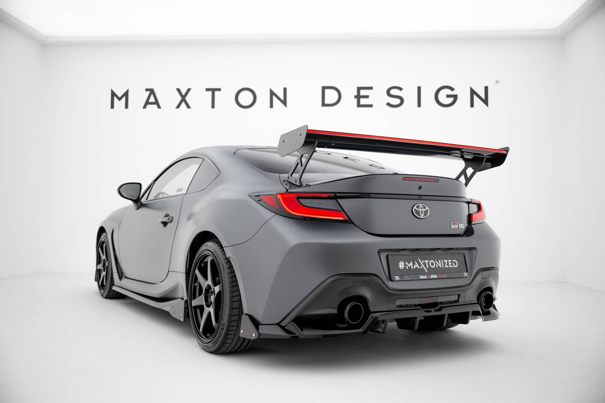 CARBON SPOILER WITH EXTERNAL BRACKETS UPRIGHTS + LED SUITABLE FOR TOYOTA GR86 / SUBARU BRZ MK2 – MAXTON DESIGN - 11