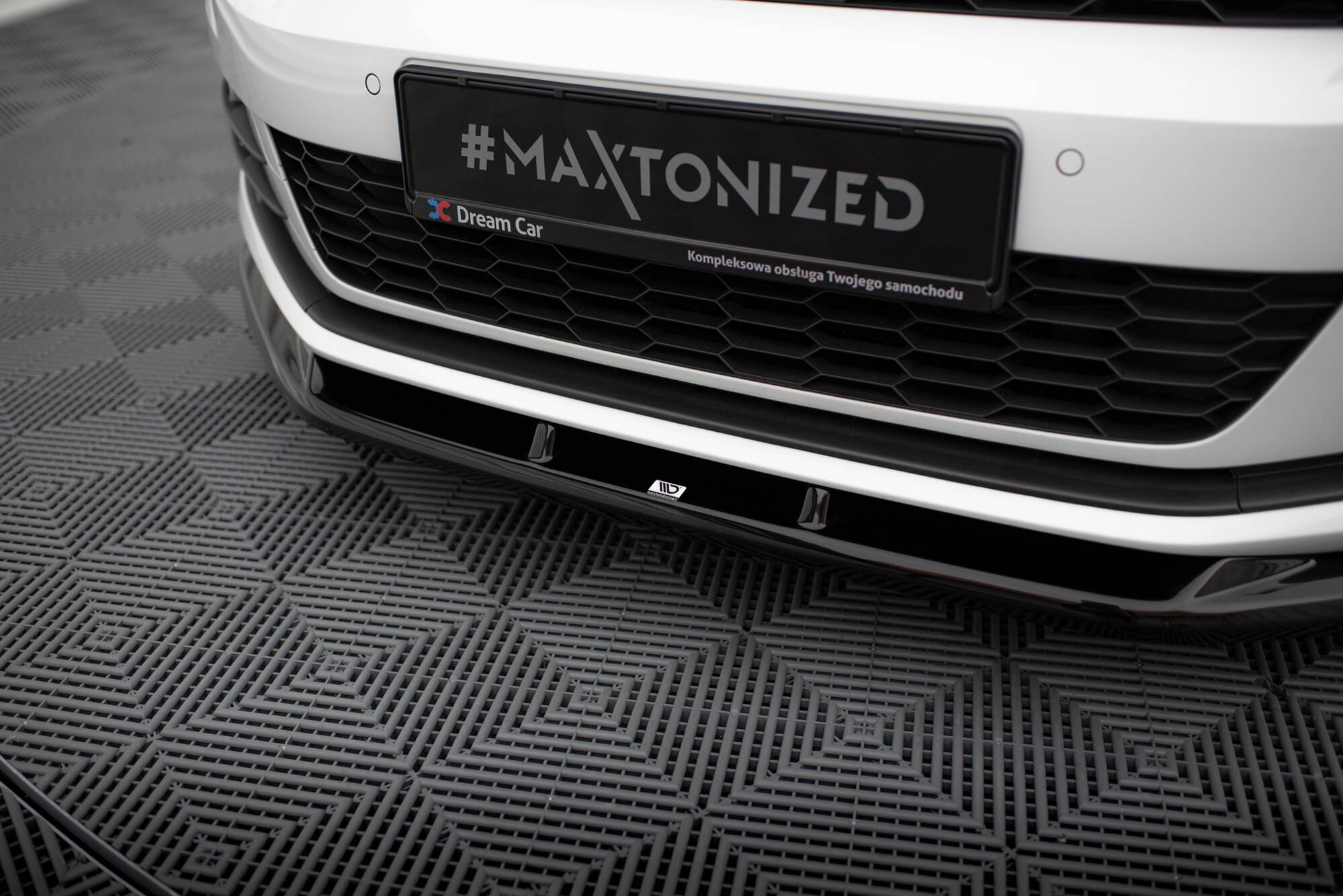 Front Splitter V.1 Volkswagen Scirocco Mk3 Facelift - 3