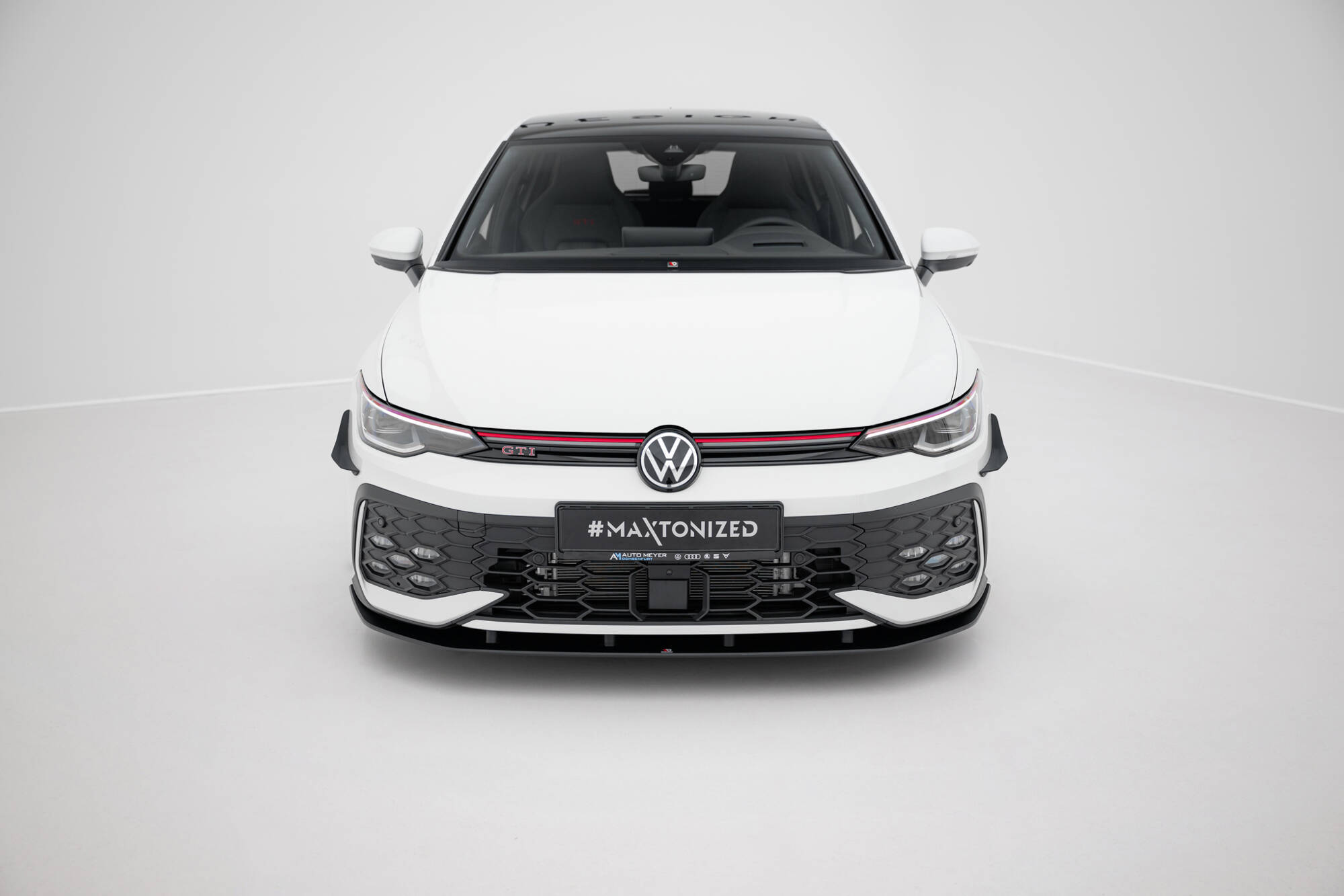 STREET PRO FRONT SPLITTER SUITABLE FOR VOLKSWAGEN GOLF GTI / GTE / R-LINE MK8 FACELIFT – MAXTON DESIGN - 6