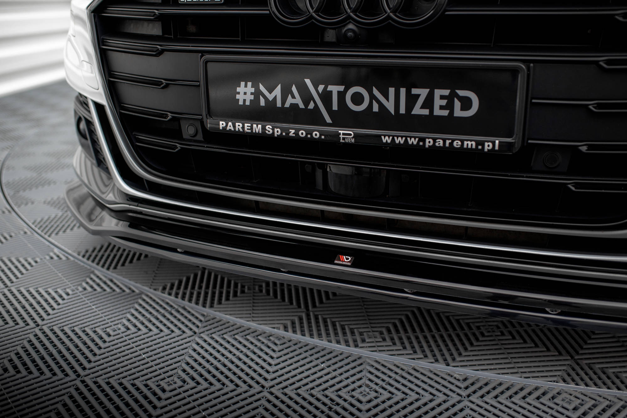Front Splitter V.1 Audi S8 / A8 S-Line D5 - 7