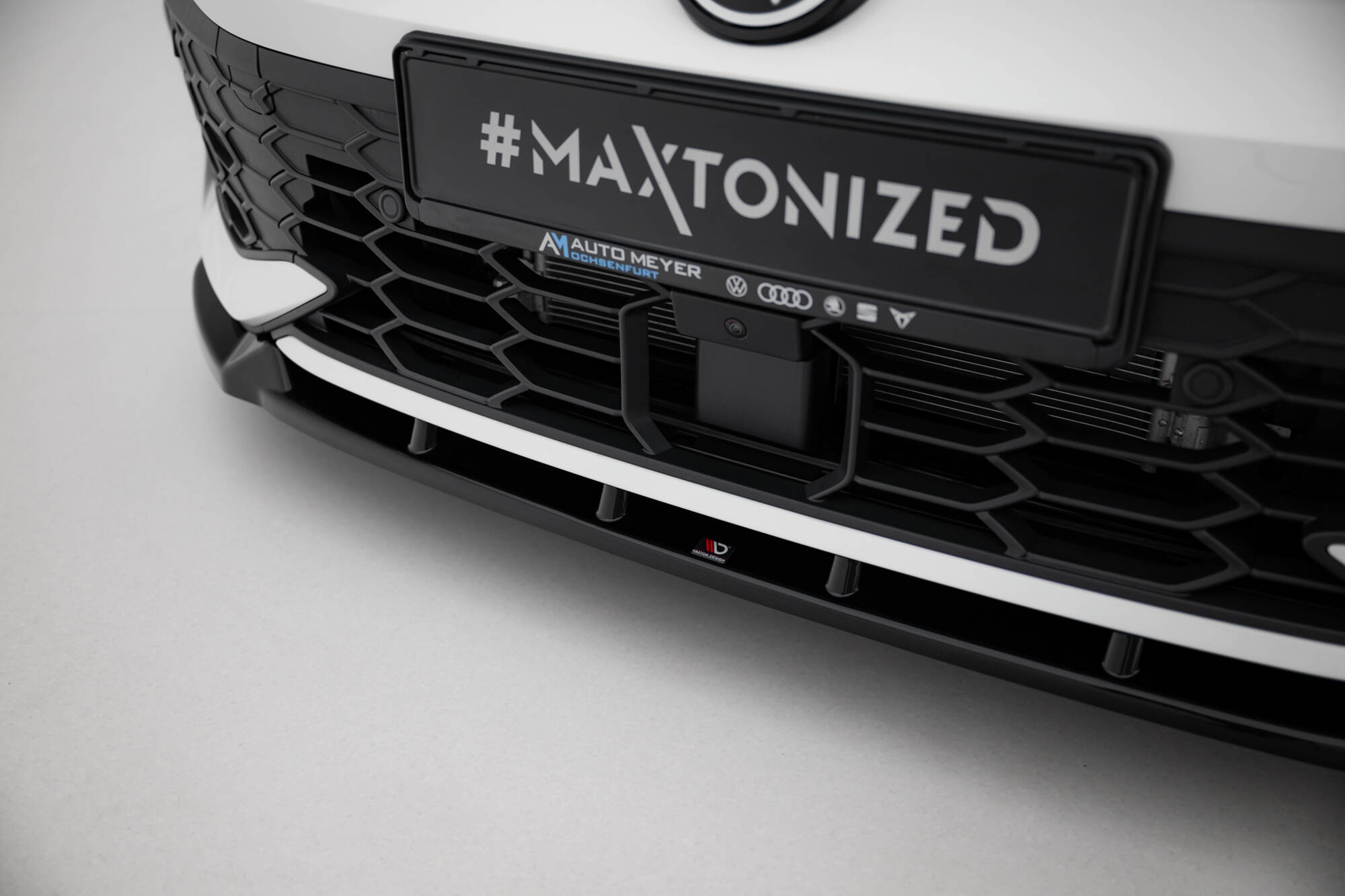 FRONT SPLITTER V.2 SUITABLE FOR VOLKSWAGEN GOLF GTI / GTE / R-LINE MK8 FACELIFT – MAXTON DESIGN - 2