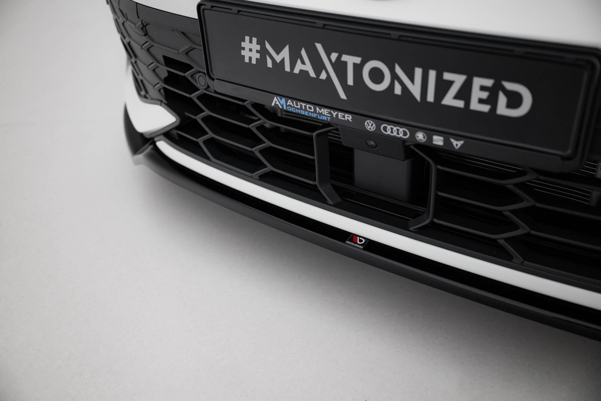 FRONTLÄPP V.3 TILL VOLKSWAGEN GOLF GTI / GTE / R-LINE MK8 FACELIFT – MAXTON DESIGN - 5